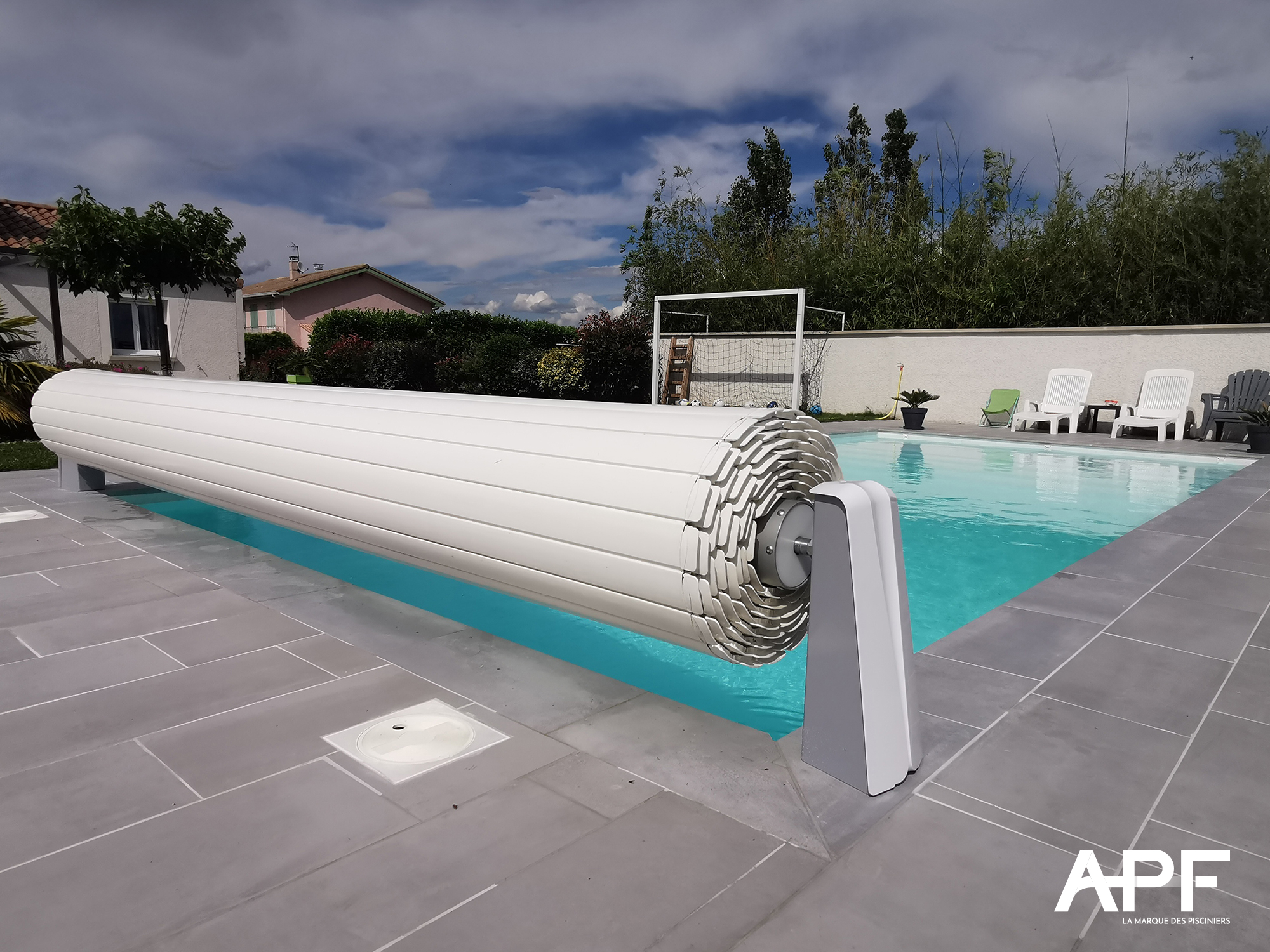 apf-Selene1