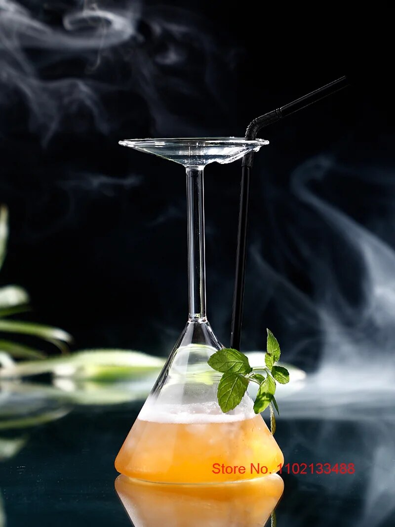 Verre-cocktail-dr-le-l-envers-verre-cocktail-l-envers-tasse-cocktail-martini-gobelet-jus-invers