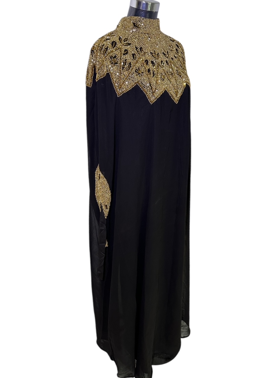 Abaya Cape de Dubaï perlée en 2 pièces .