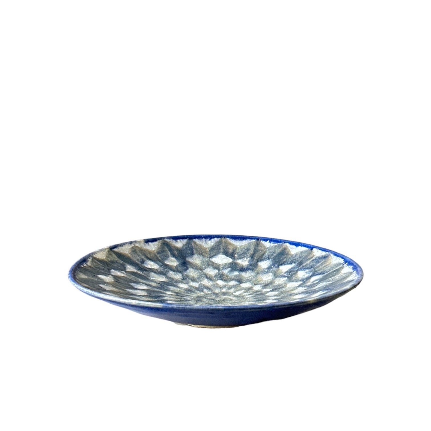 Assiette papillon. BroAssP6. La Route des Rois. Brocante