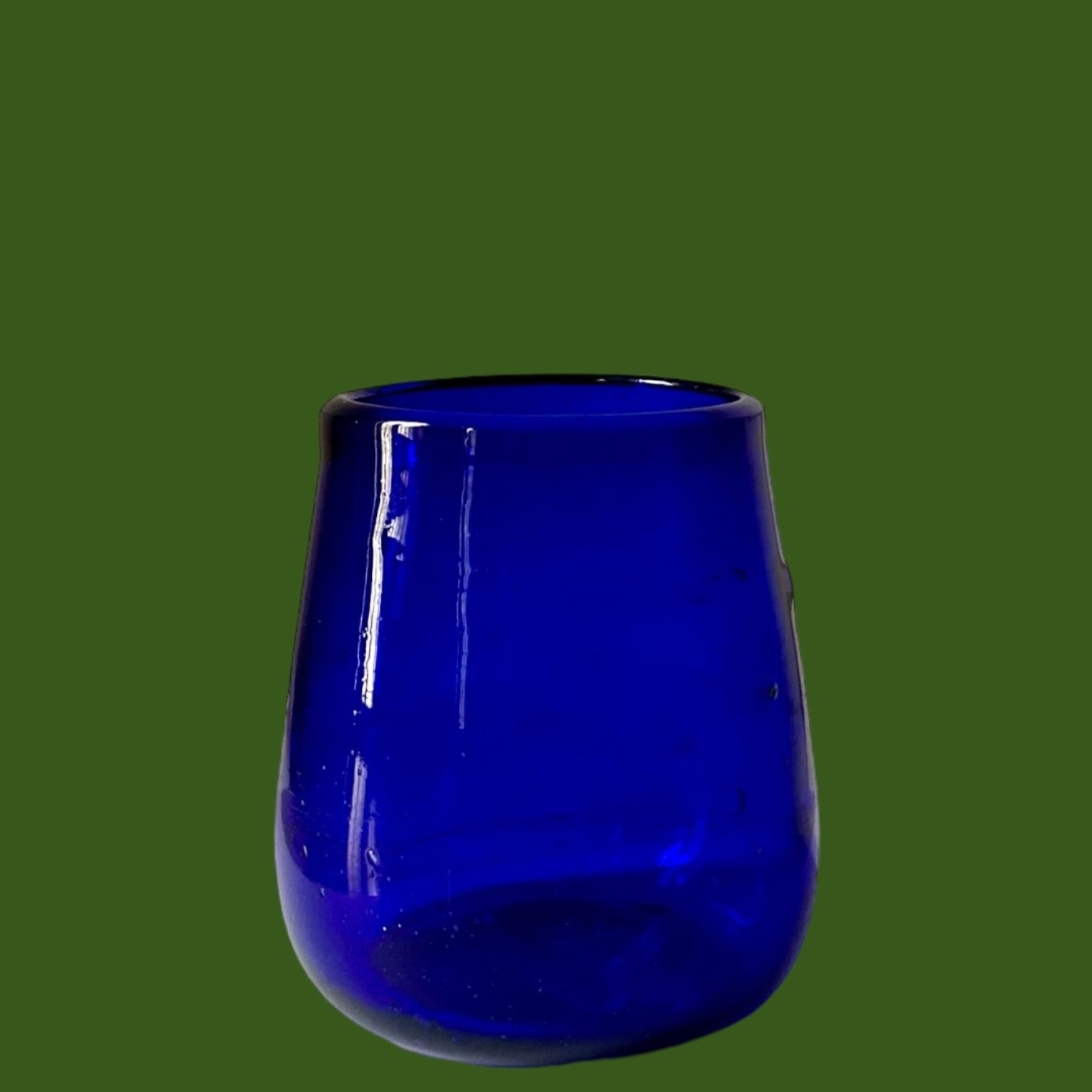 Verre Salomé bleu. versa2. La Route des Rois. Lifestyle. Verre soufflé Egypte