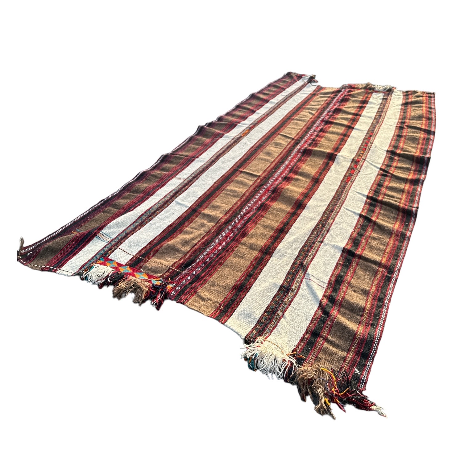 Tapis Bédouin Madaba. TexTaMa. La Route des Rois. Lifestyle. Textile