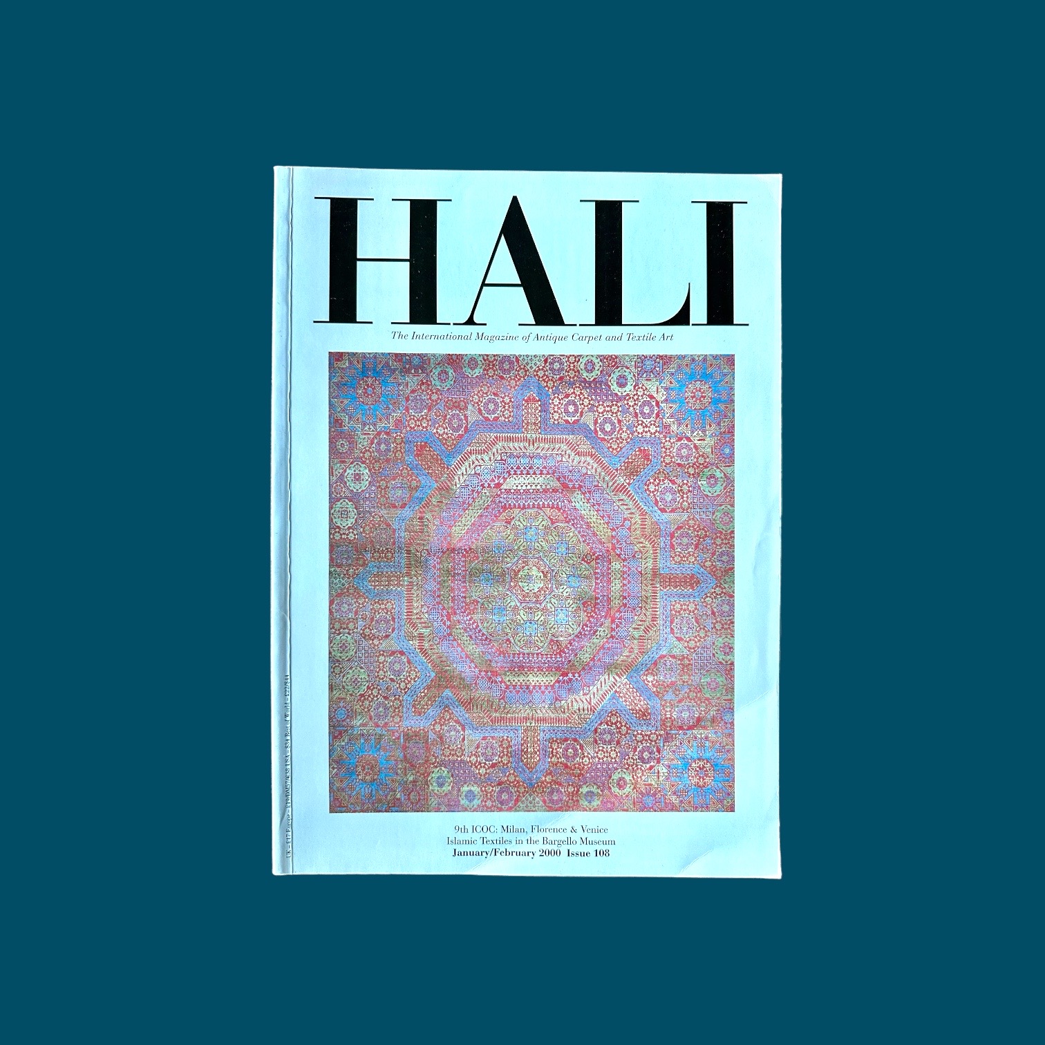 REVUE : HALI. Antique Carpet and Textile Art (200x300mm)