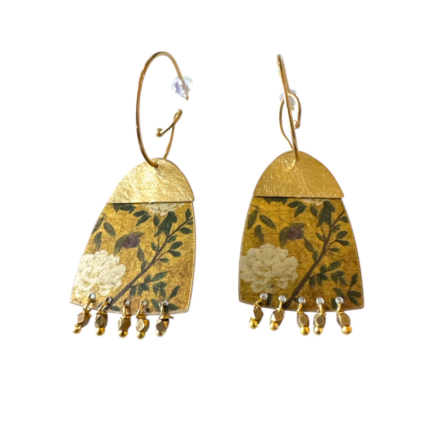 Boucles doreilles Tamah Carmin et Antique Gold. BijA4. La Route des Rois. Lifestyle. Bijoux