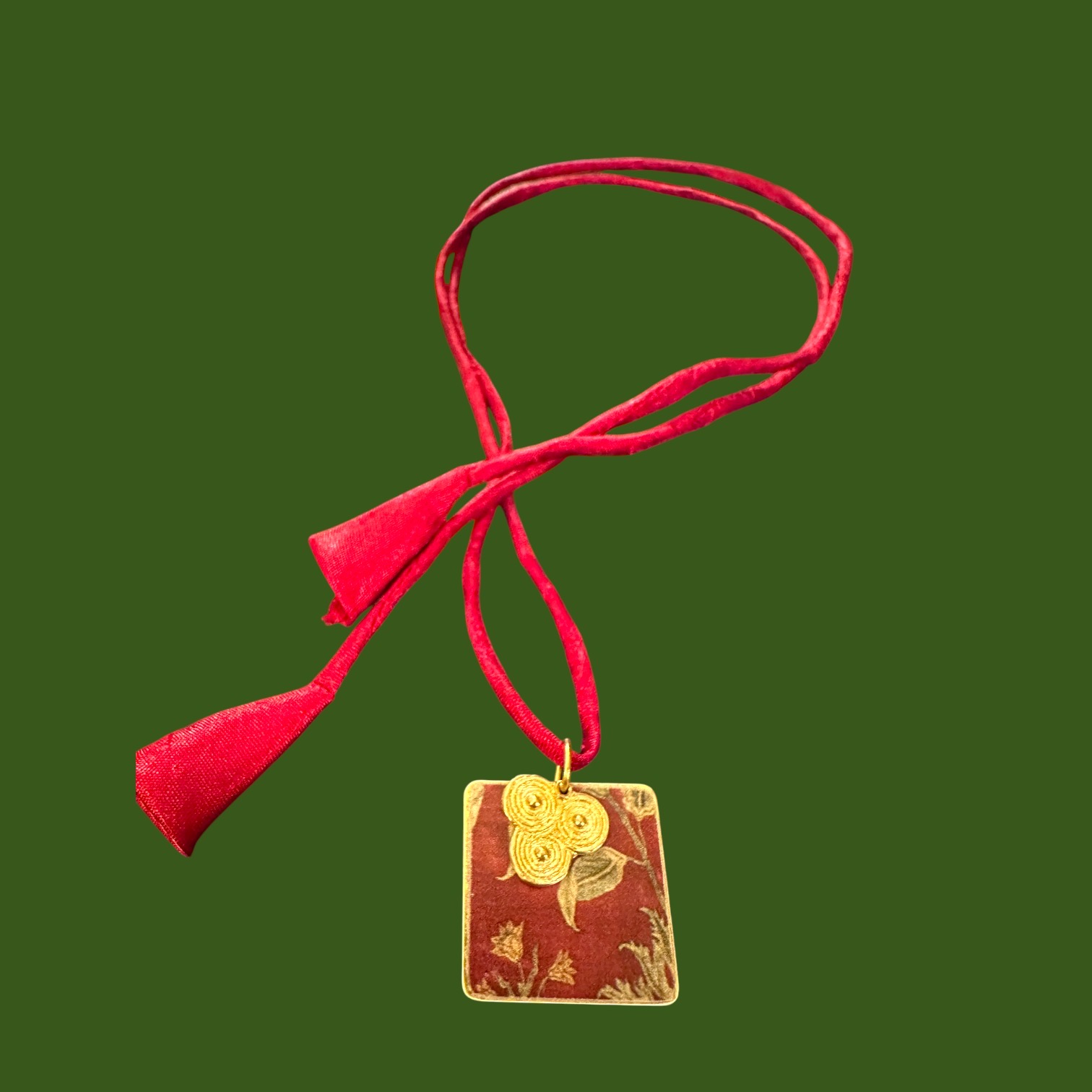 Collier Yasmina Carmin et Antique gold (52x2cm)