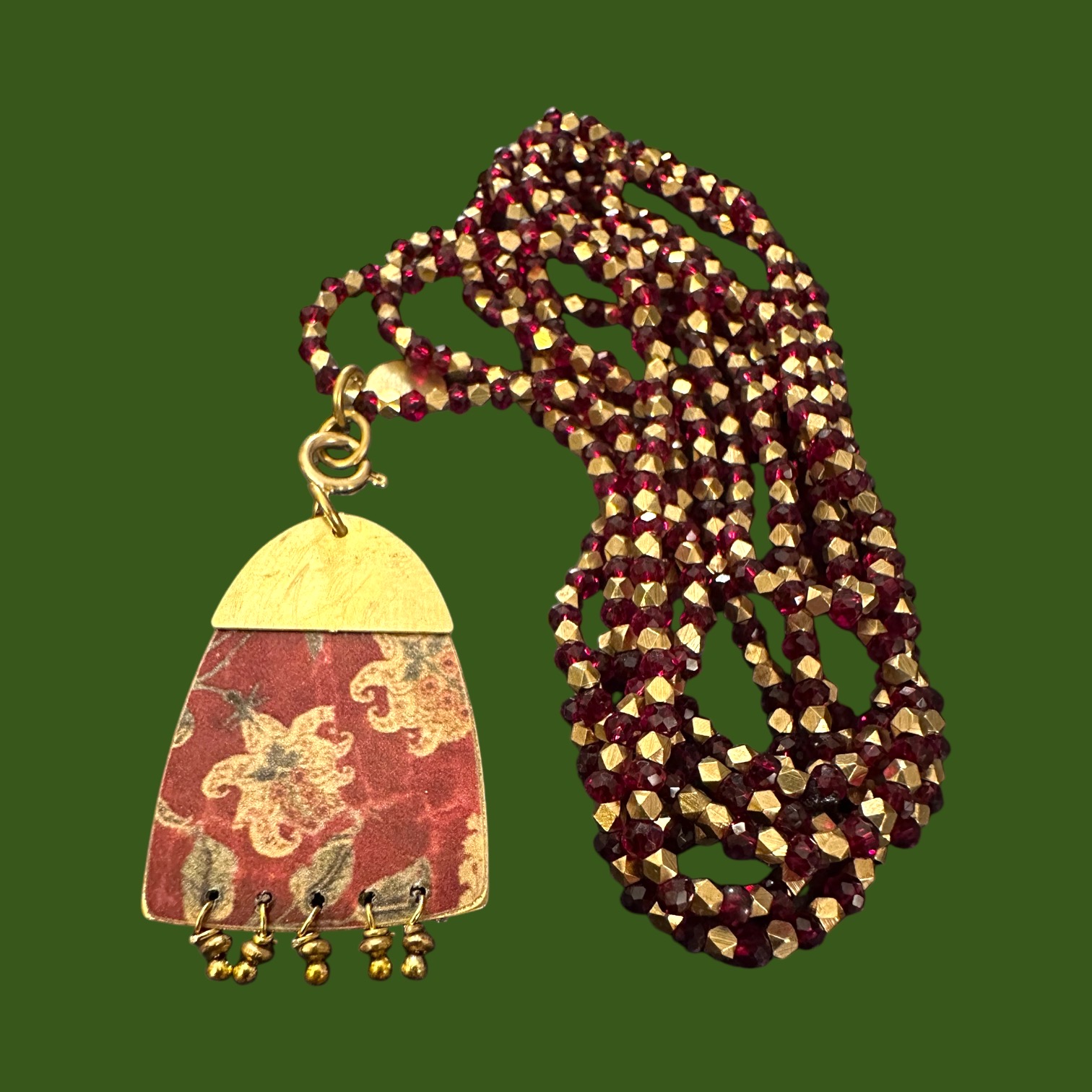 Collier Jasmine Carmin et Antique Gold (69x3cm)