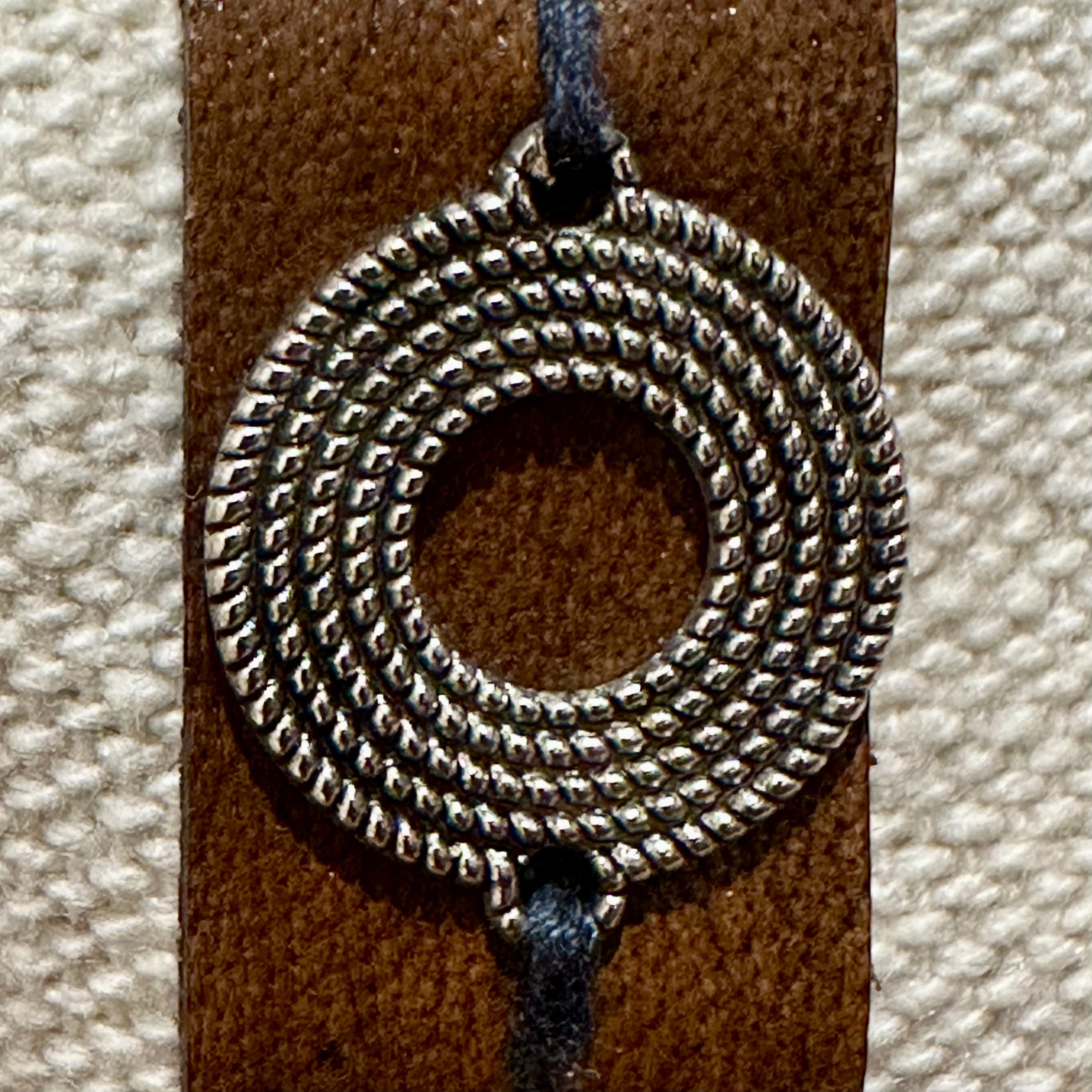 Bracelet cuir. BijB4. La Route des Rois. Lifestyle. Bijoux