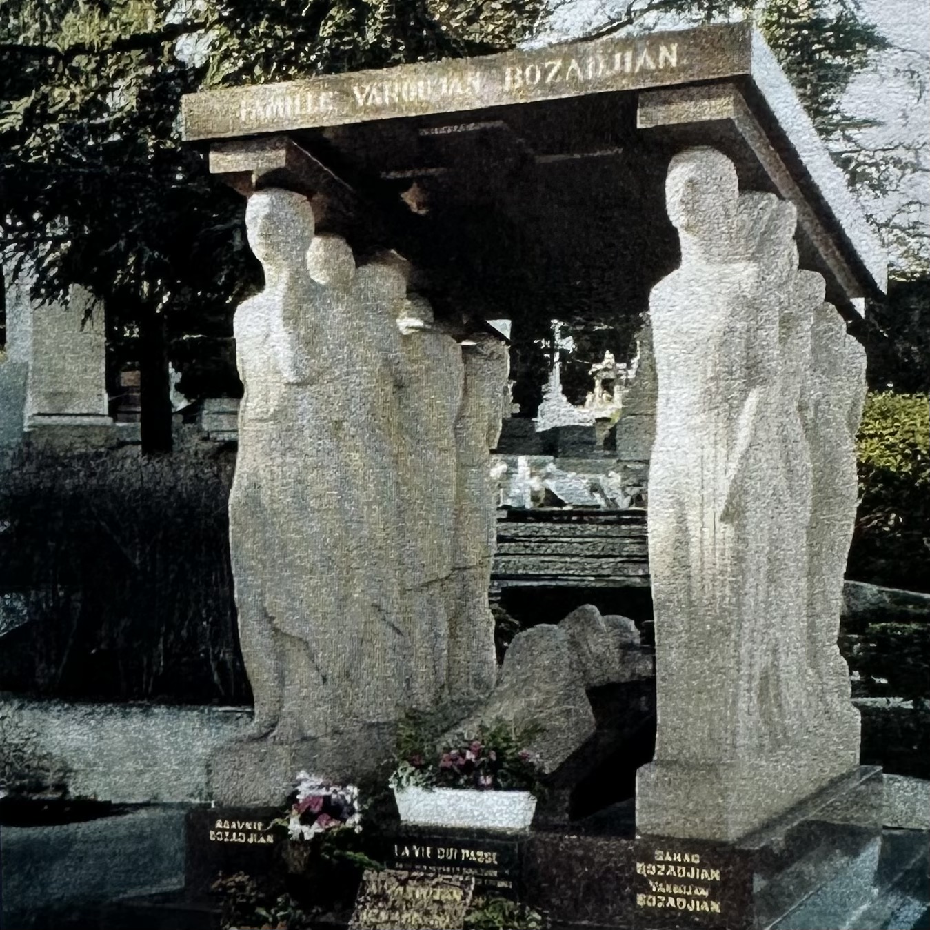 BOULAMÉRY Odette : Le Cimetière Saint-Pierre de Marseille. La Route des Rois. Librairie. Marseille