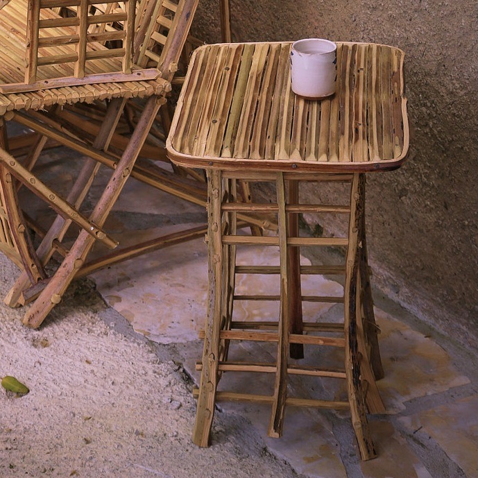Meuble Artisanal en Bois de Palmier Dattier-Table dAppoint Dora-Egypte. MobDT. La Route des Rois. Lifestyle. Mobilier artisanal