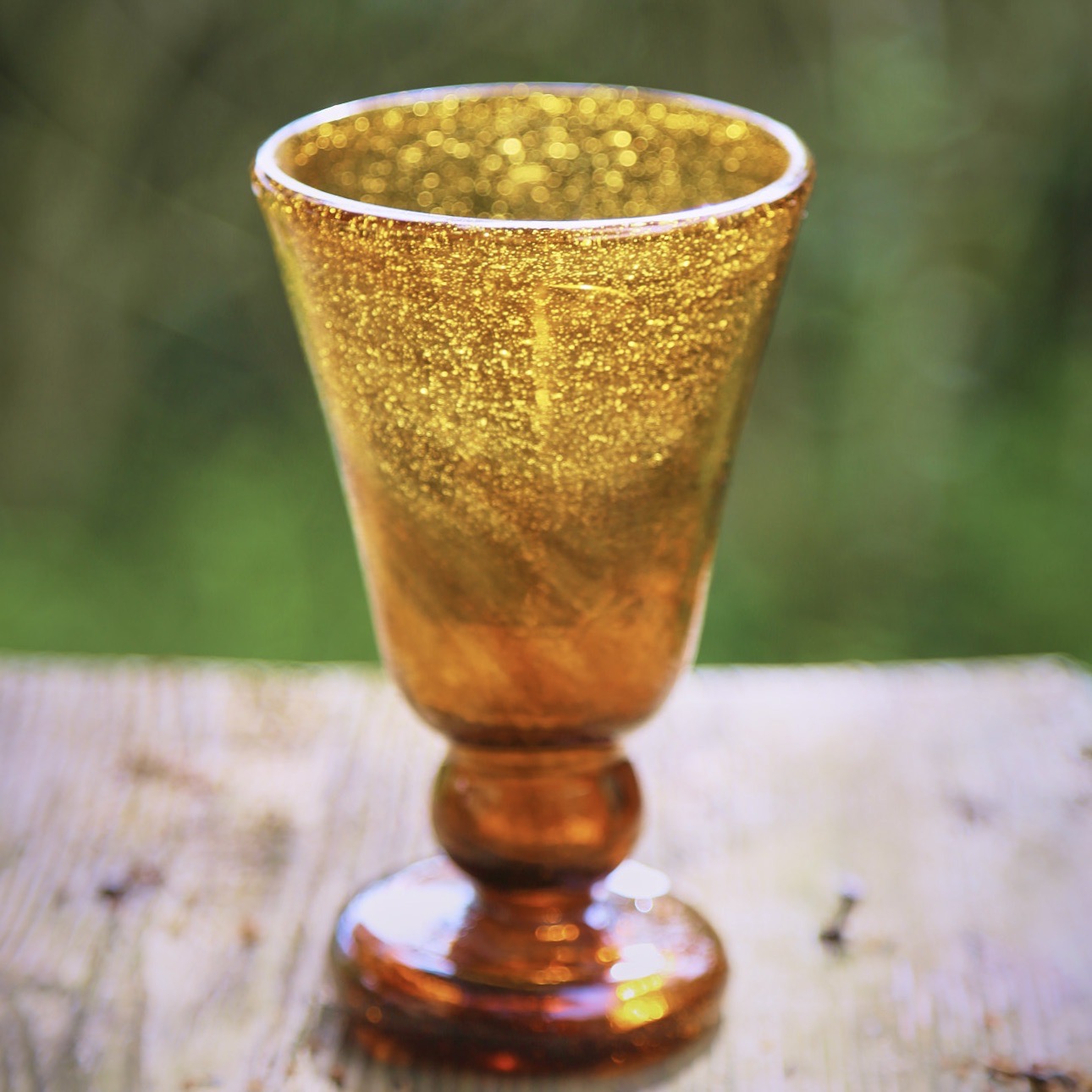 Verre à pied Jafar ambre miel Egypte. VerJa4. La Route des Rois. Lifestyle. Verres Soufflés Egypte