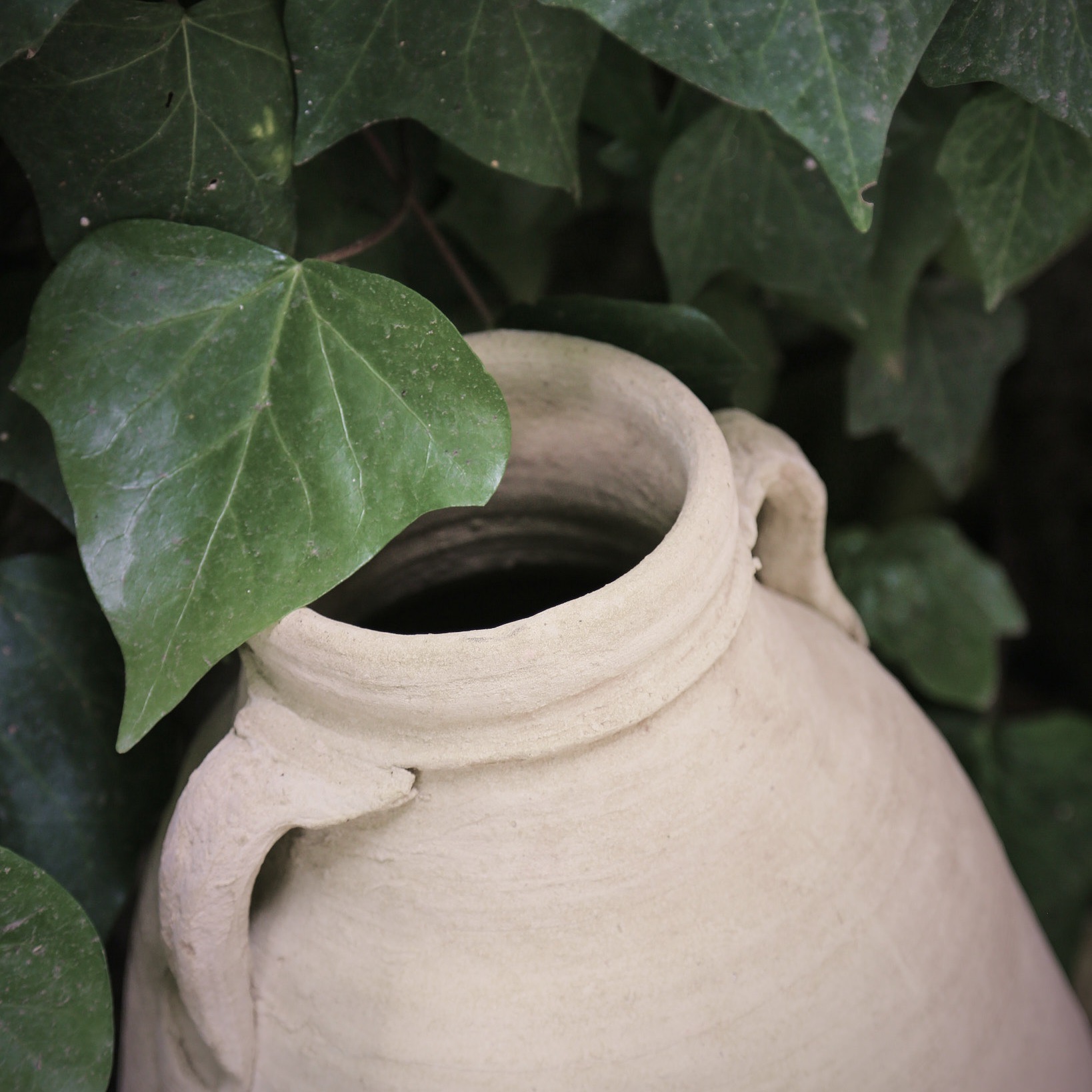 Poterie Abou. PotFAb. La Route des Rois. Lifestyle. Poterie