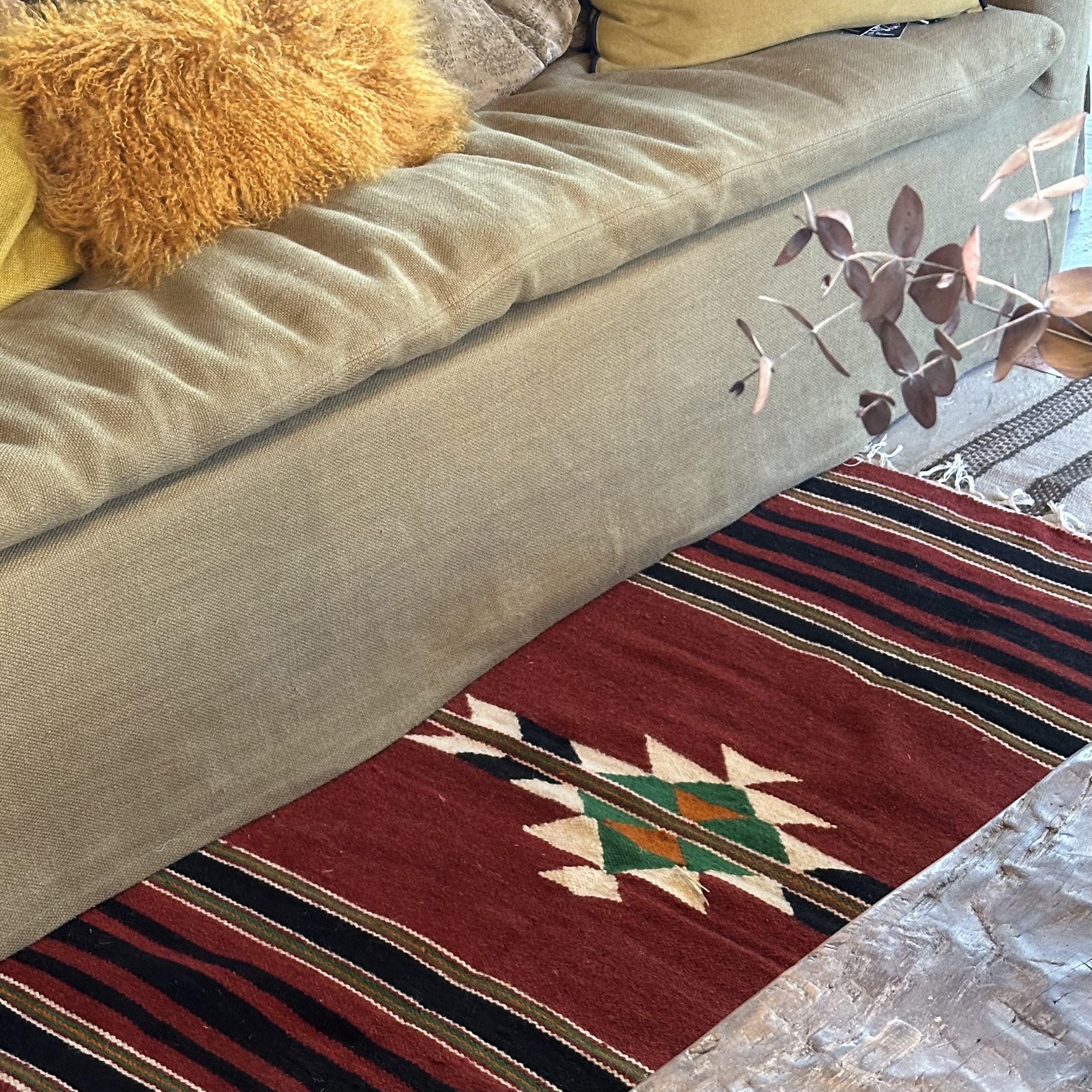Tapis Amazigh Rhazès. TexTaRh.  La Route des Rois. Lifestyle. Textile