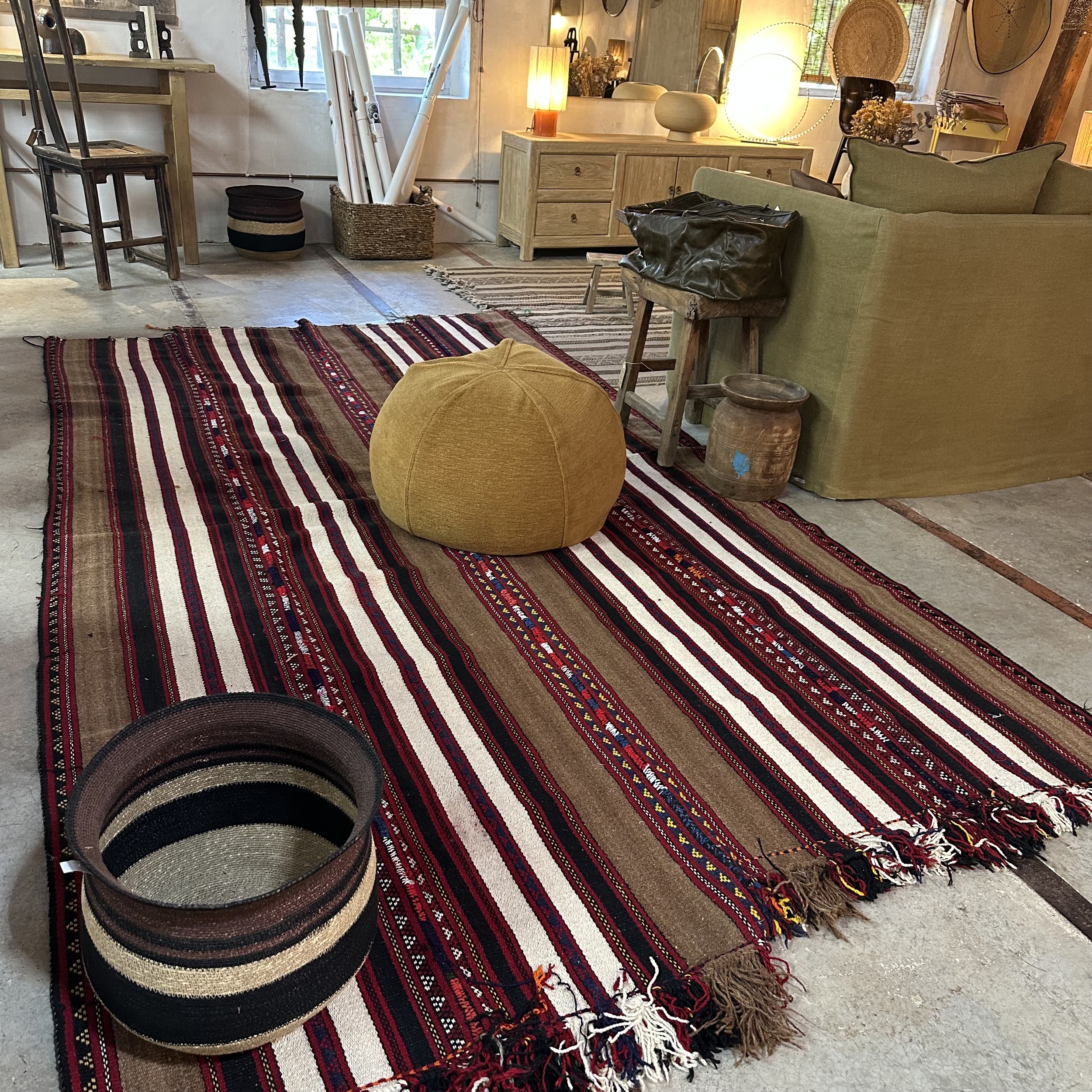 Tapis bédouin Shawbak. TexTaSh. La Route des Rois. Lifestyle. Textile