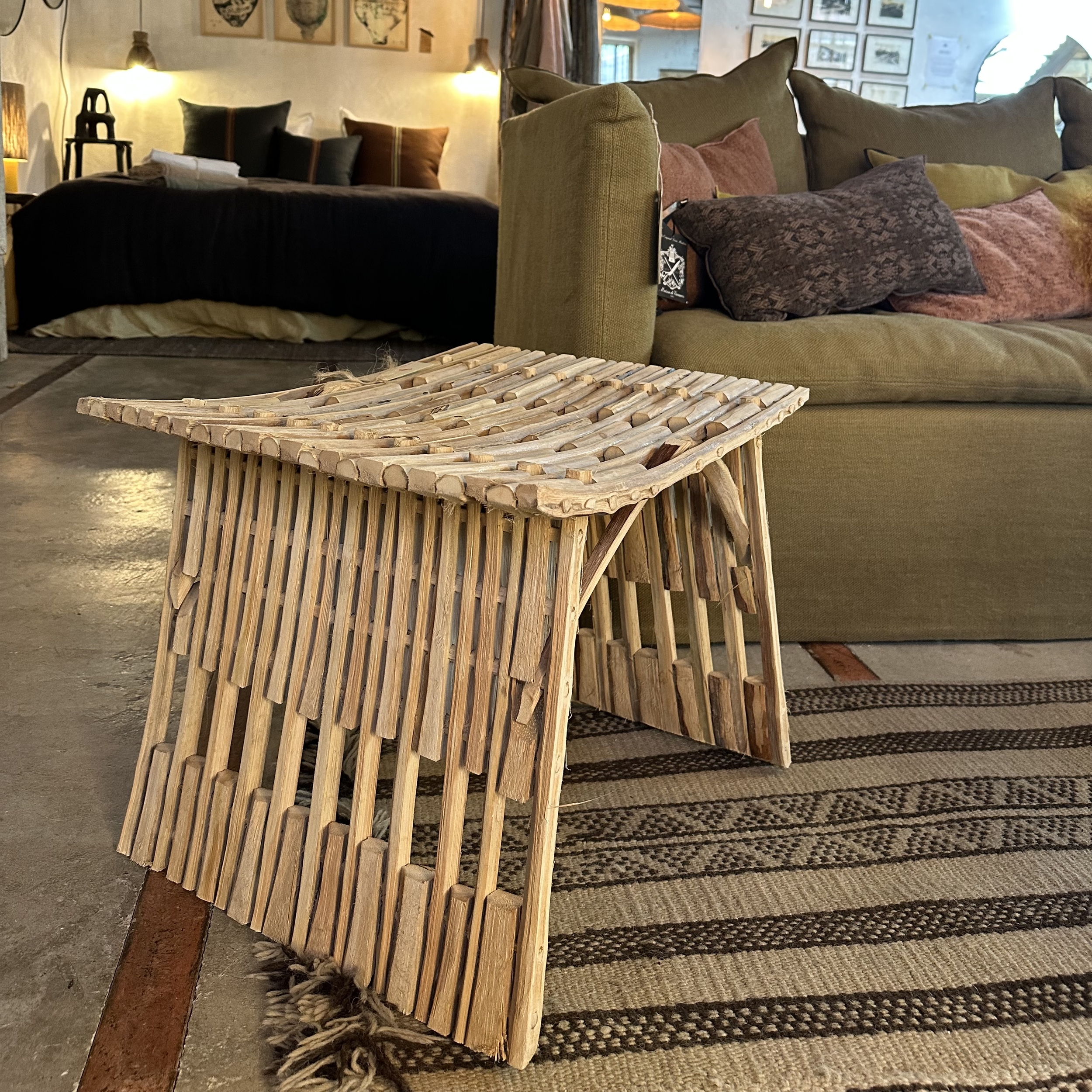 Meuble Artisanal en Bois de Palmier Dattier-Siege Pharaon-Egypte. MobPPS. La Route des Rois. Lifestyle. Mobilier artisanal