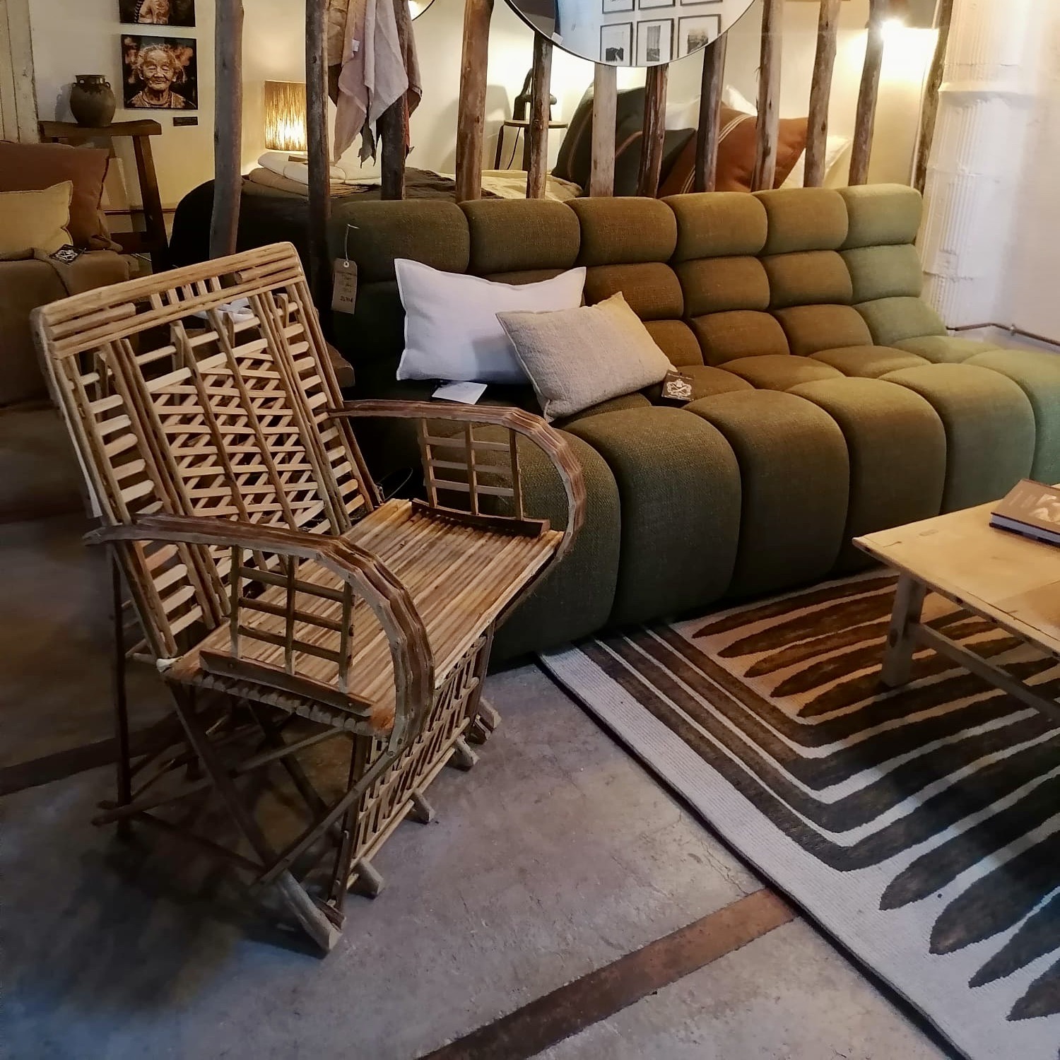 Meuble Artisanal en Bois de Palmier Dattier-Fauteuil Arioso-Egypte. MobAriF. La Route des Rois. Lifestyle. Mobilier artisanal