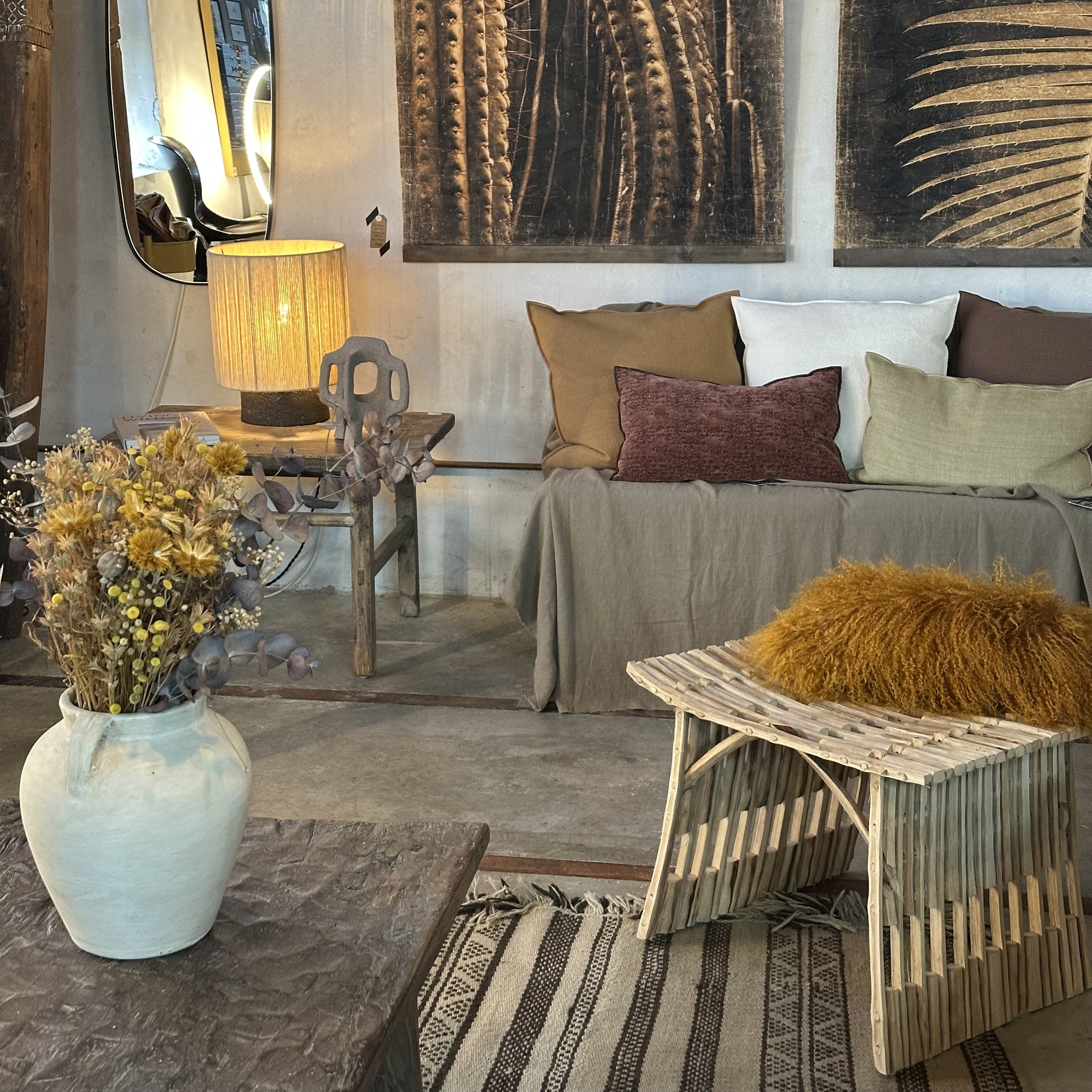 Meuble Artisanal en Bois de Palmier Dattier-Siege Pharaon-Egypte. MobPPS. La Route des Rois. Lifestyle. Mobilier artisanal