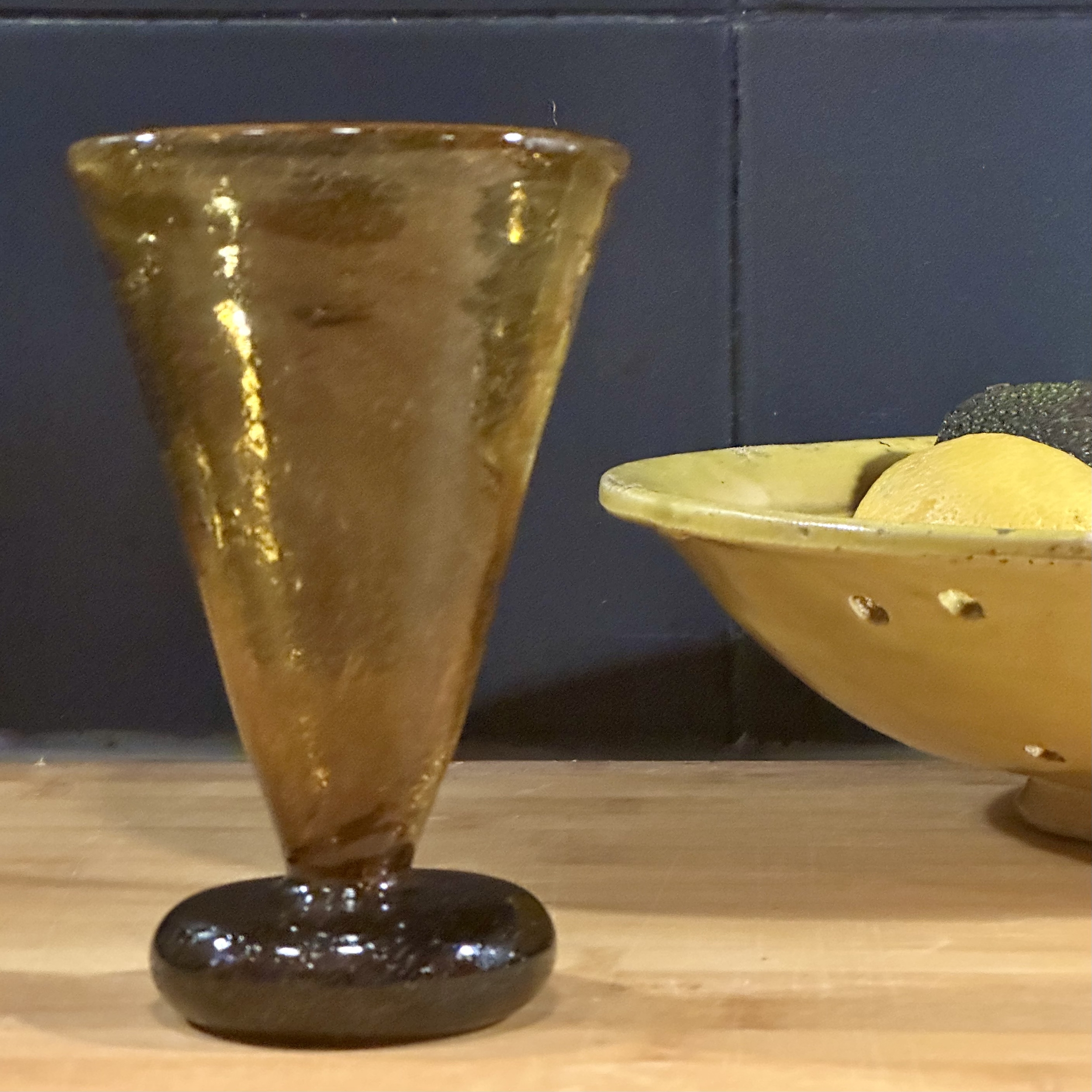 Verre / Coupe Noor ambre miel. VerNo3. La Route des Rois. Lifestyle. Verre soufflé Egypte