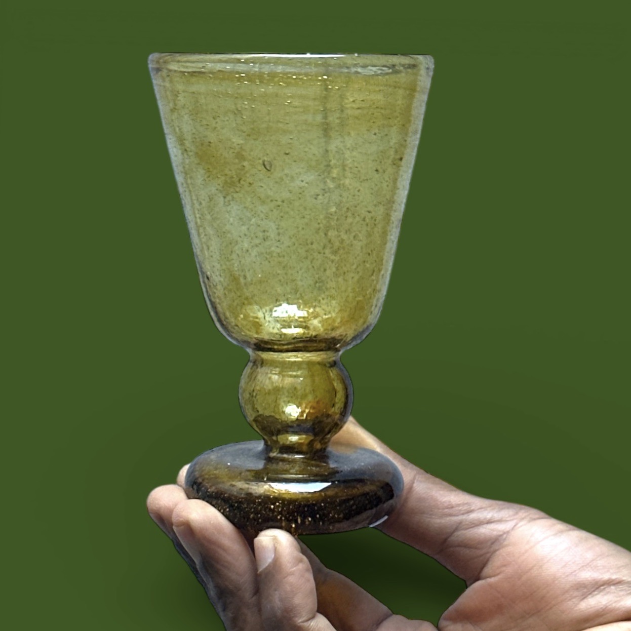 Verre à pied Jafar doré Égypte (7x15cm)