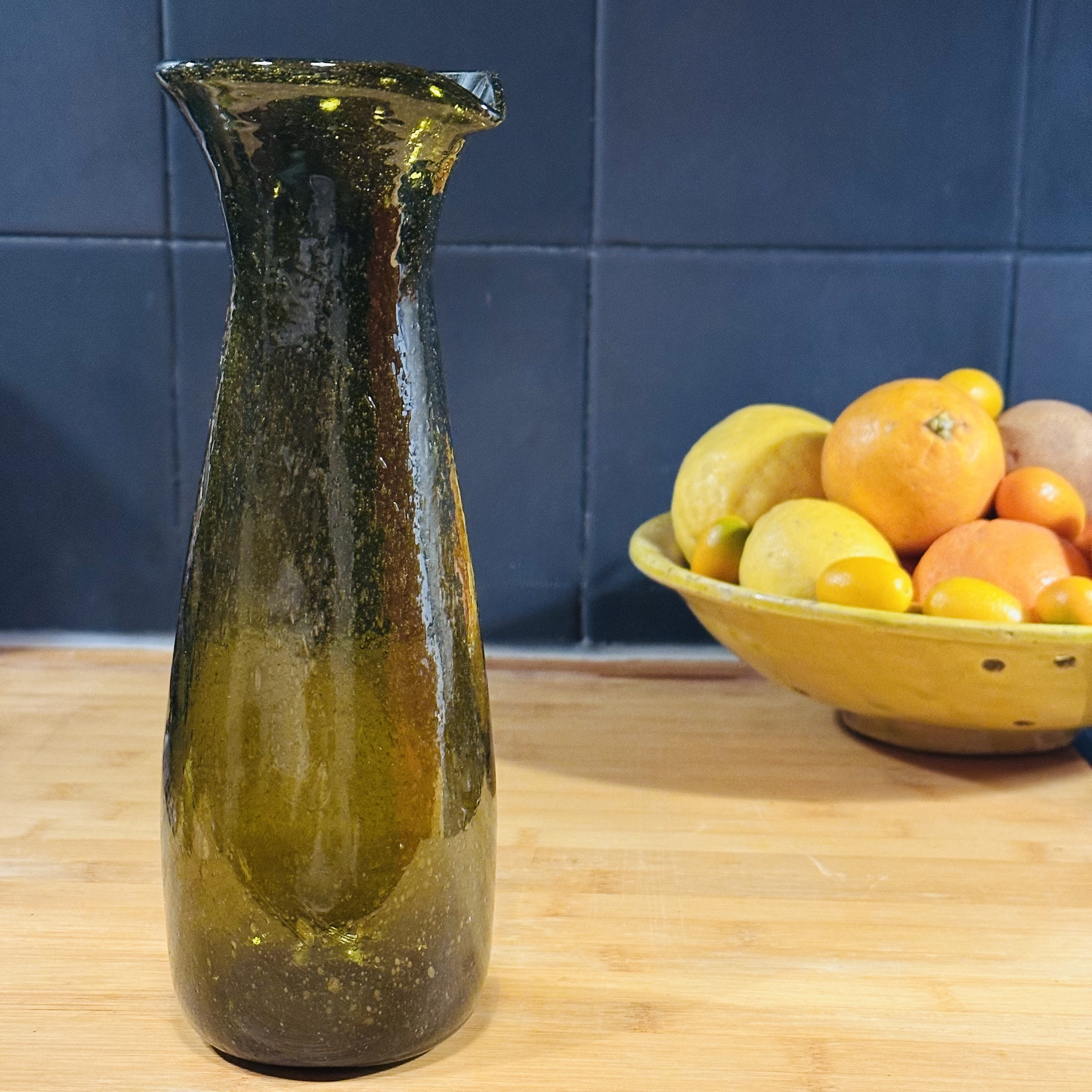 Carafe Hestia kaki Egypte. VerHeCa6. La Route des Rois. Lifestyle. Verres Soufflés Egypte