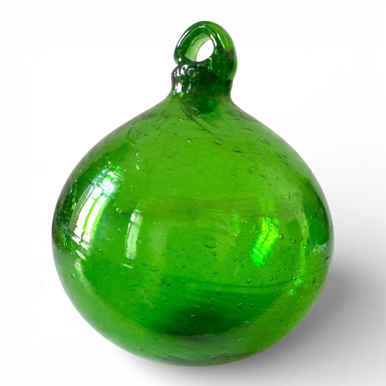 Boule de verre verte Aurora Egypte. Medium Large. VerBou12. Lifestyle. Pâte de Verre Décorative