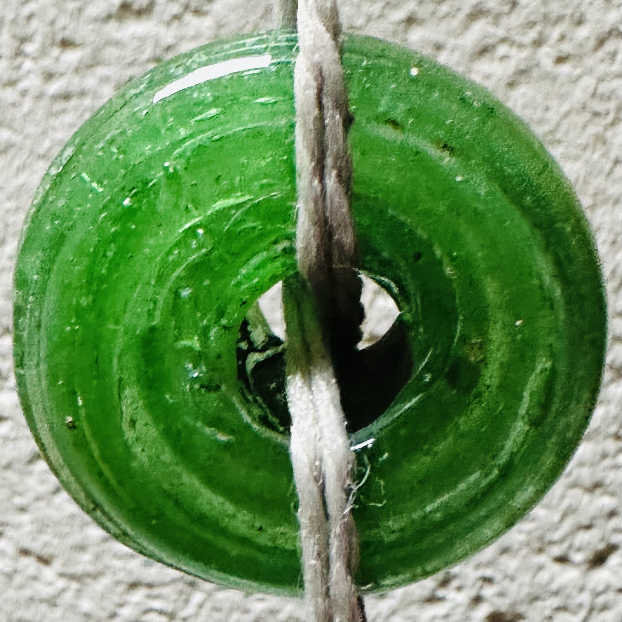 Guirlande Verre Soufflé verte. Bulle Ornement. VerGuiB10. Lifestyle. Pâte de Verre Décorative