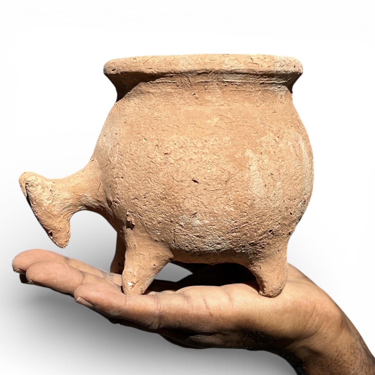 Petite Poterie Zoomorphe. PPotFDj. La Route des Rois. Lifestyle. Poterie