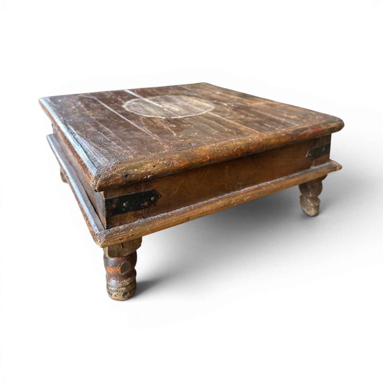 Tabouret Indien Chowki. BrocTiC. La Route des Rois. Brocante