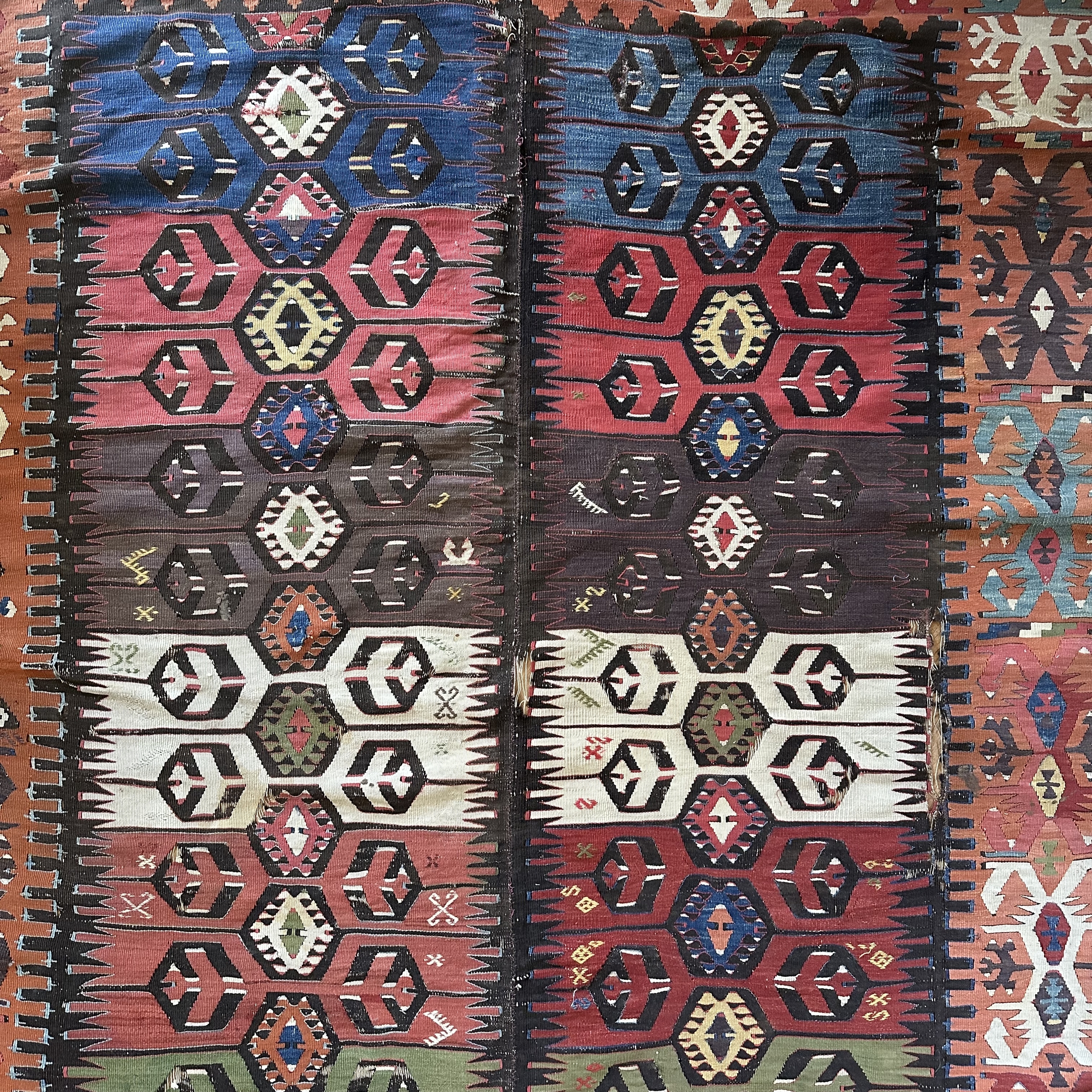 Kilim ancien. Bro1T1. La Route des Rois. Brocante