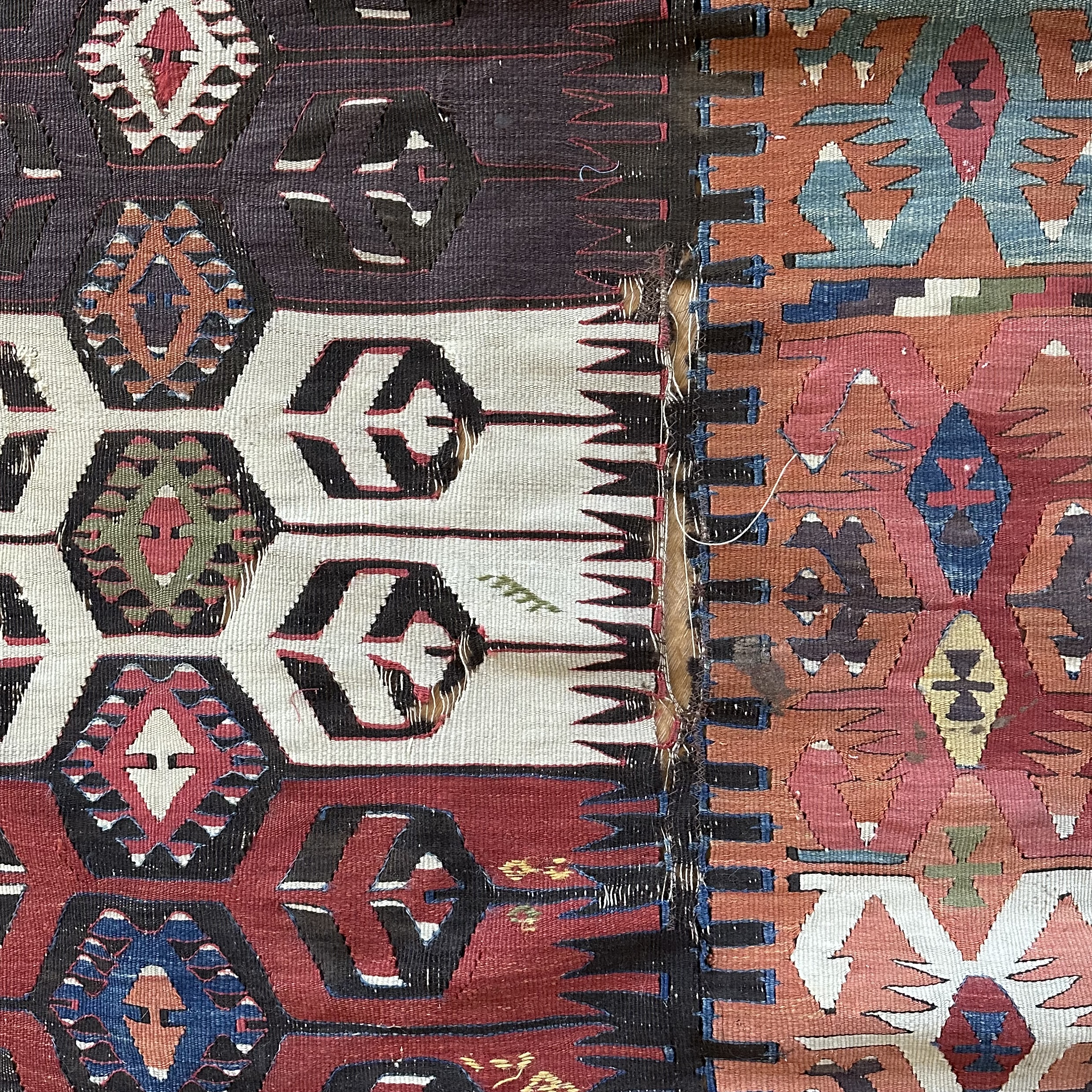 Kilim ancien. Bro1T1. La Route des Rois. Brocante