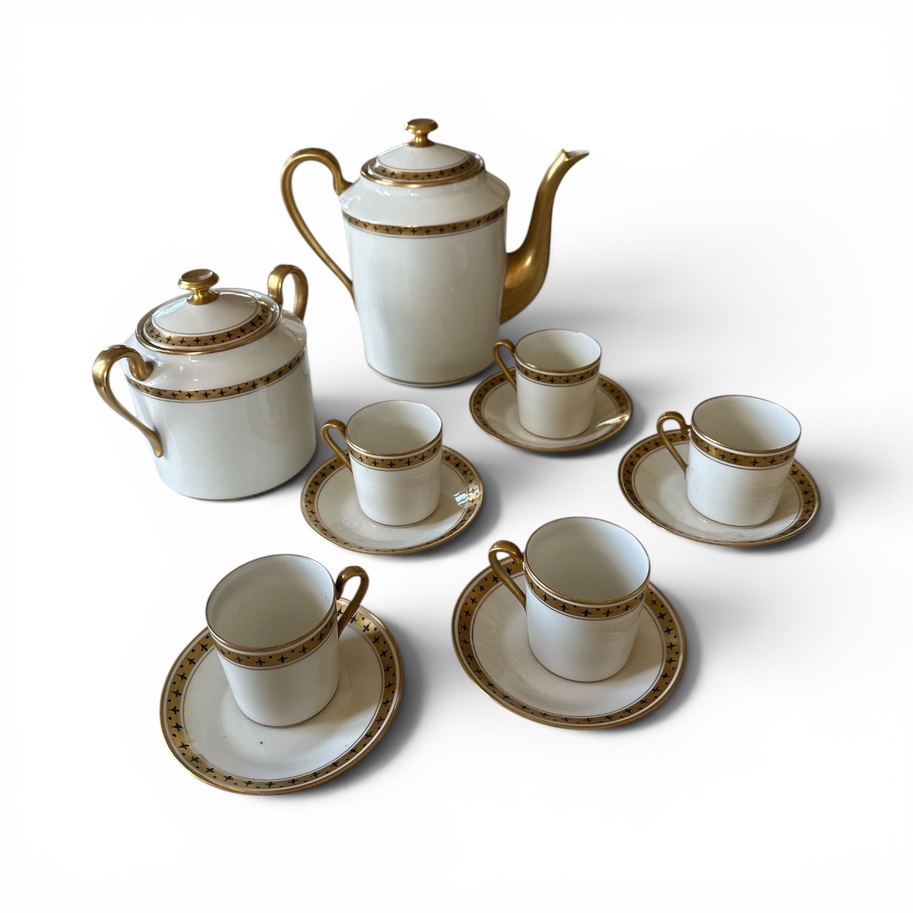 Servince à Café Vintage Porcelaine de Limoge. Bro1Vaiss2. La Route des Rois. Brocante