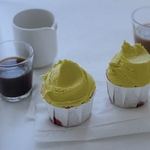 MOROV Alisa : Cupcakes - la véritable recette des cupcakes americains. La Route des Rois. Librairie. Gastronomie