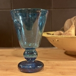 Verre à pied Jafar turquoise Egypte. VerJa7. La Route des Rois. Lifestyle. Verre soufflé Egypte