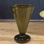 Verre / Coupe Noor kaki. VerNo1. La Route des Rois. Lifestyle. Verre soufflé Egypte
