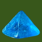 Pyramide en pâte de verre turquoise. VerPyGo4. La Route des Rois. Lifestyle. Pâte de Verre Décorative