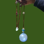 Guirlande Verre Soufflé bleu orage. Bulle Ornement. VerGuiB8. Lifestyle. Pâte de Verre Décorative