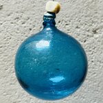 Guirlande Verre Soufflé turquoise. Bulle Ornement. VerGuiB6. Lifestyle. Pâte de Verre Décorative