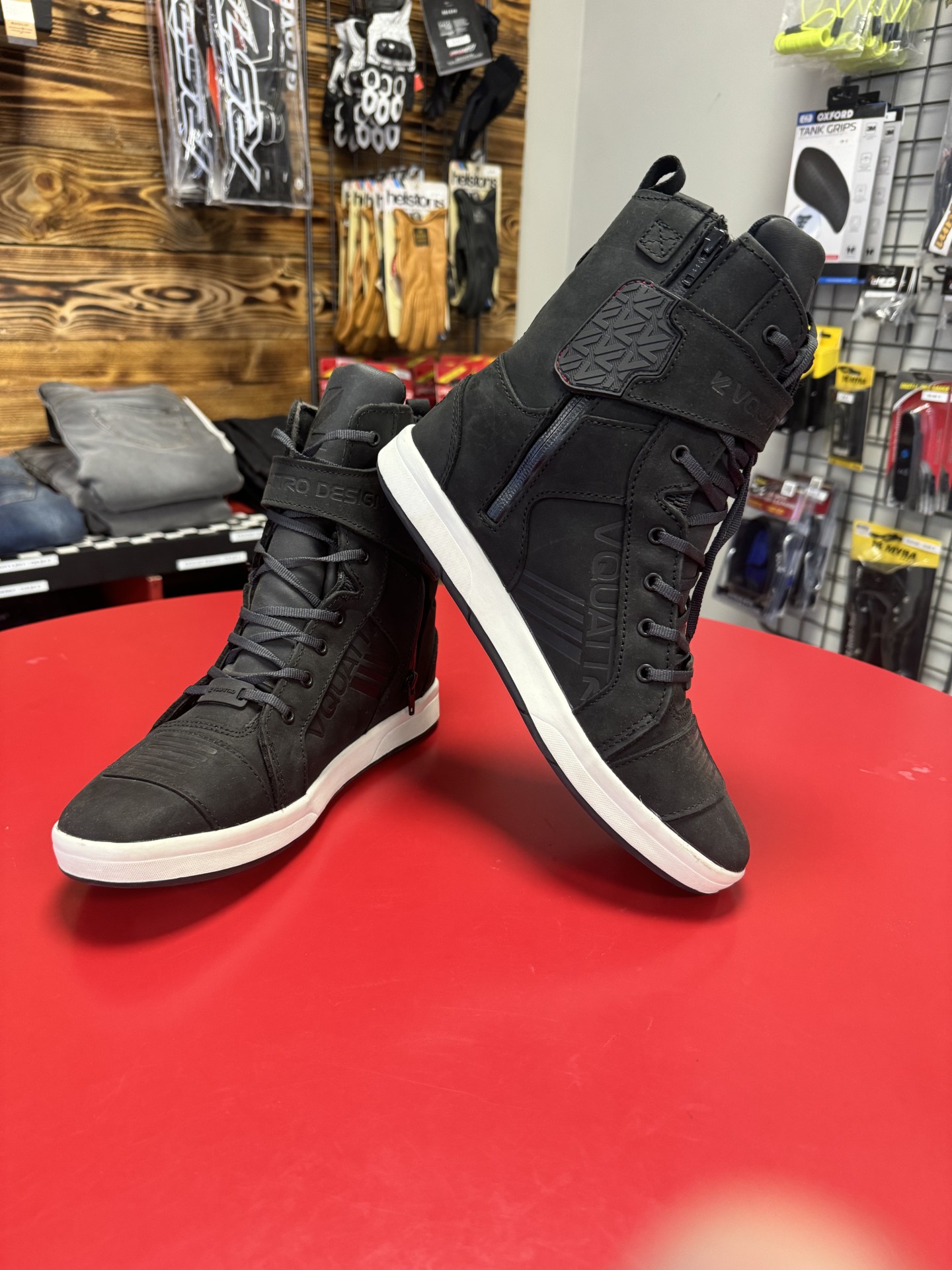 riders34heraultoccitaniemotomotardchaussureshoesprotectionselecteurmalleolenoirblackvquattrodesignmilanonovamontantepromo1