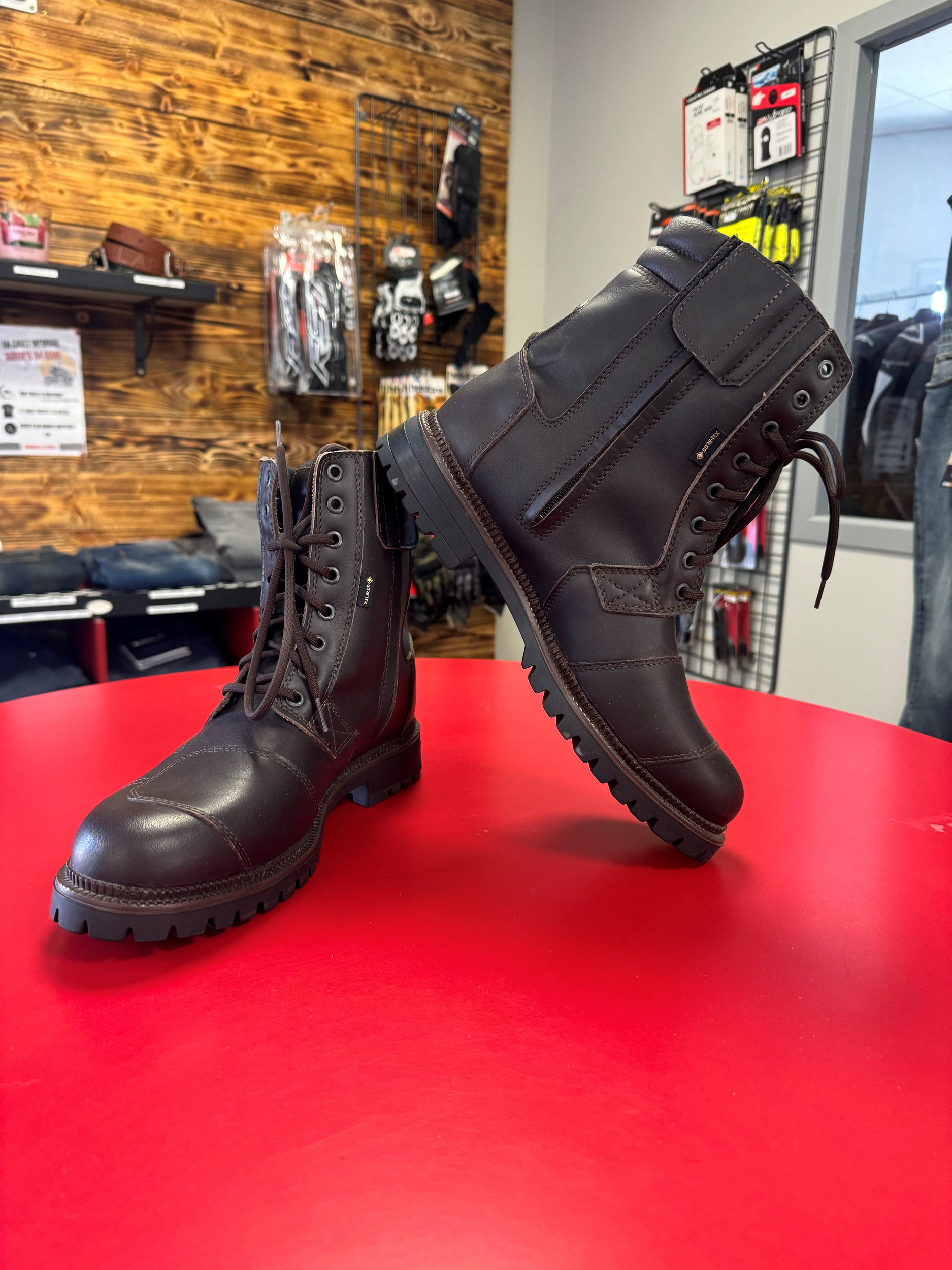 chaussuresbottesmotobikergaernegstonegoretexmarronriders34magasinmotosaintjeandevedasbheraultoccitanieprotectionmalleolecuirlacetzippromo1