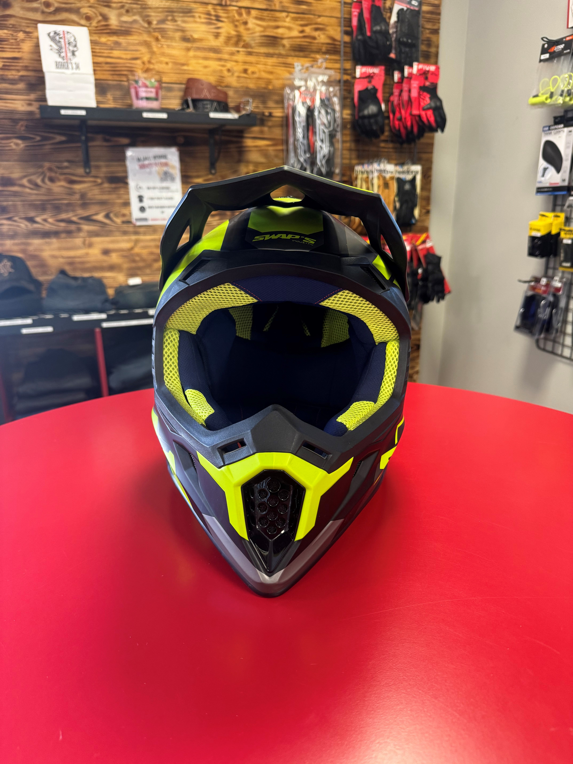 casquehelmetcrossenduroswapsblurs818noirblackvertgreenshopmagasinequipementmotomotardmontpellierheraultoccitanieriders34barpromo1