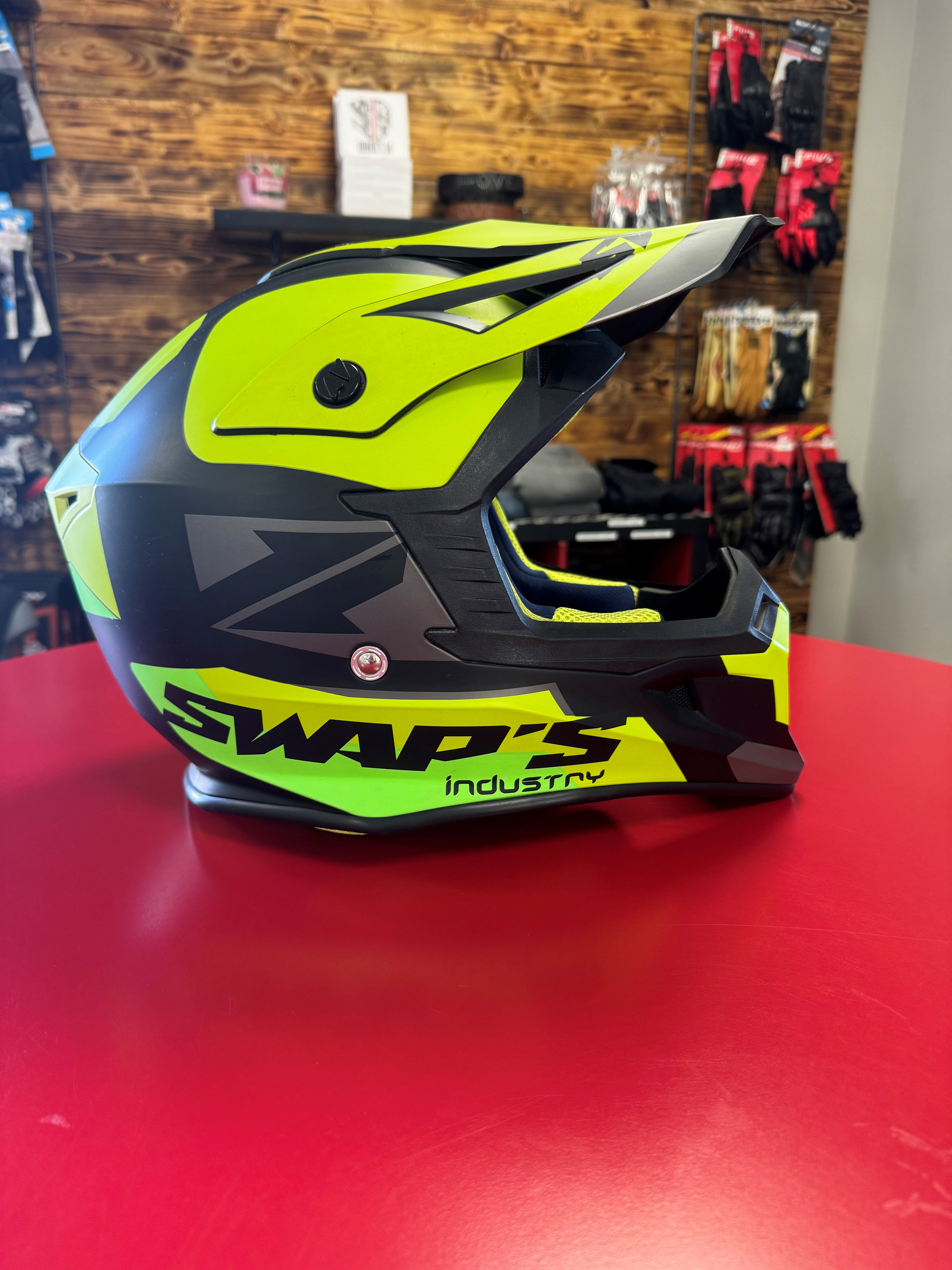 casquehelmetcrossenduroswapsblurs818noirblackvertgreenshopmagasinequipementmotomotardmontpellierheraultoccitanieriders34barpromo2