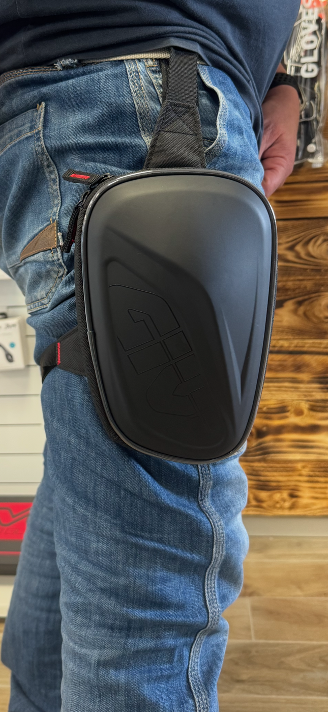 riders34shopmagasinateliermecaniqueequipementmotomotardbardiffusionmotogpflechettebillardpistepistardcircuitpromo-givisacochedejambesportt3litres-2