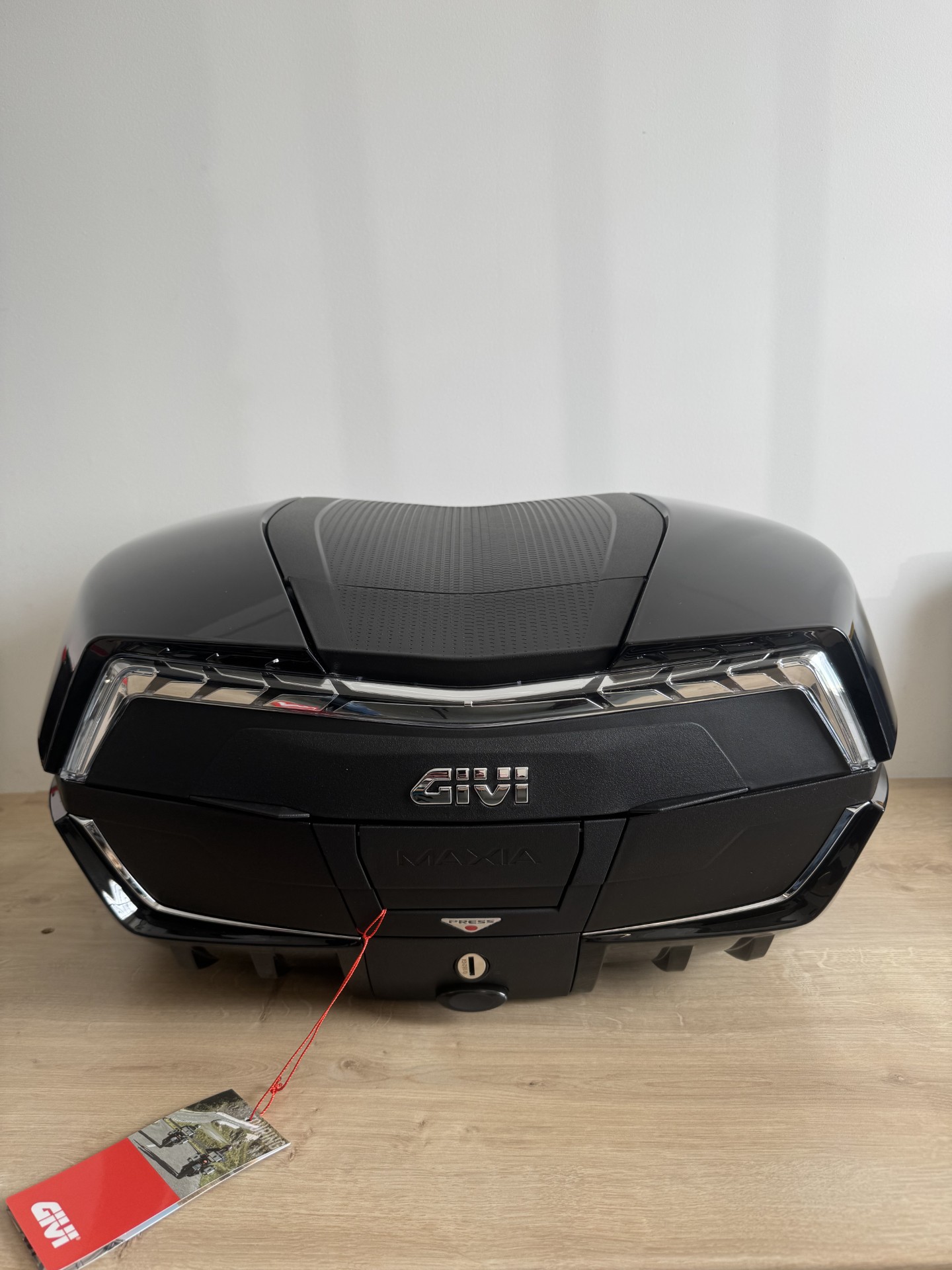 riders34shopmagasinateliermecaniqueequipementmotomotardbardiffusionmotogpflechettebillardpistepistardcircuitpromo-givitopcase58litresv58maxianoirmonokeyv58nntb1