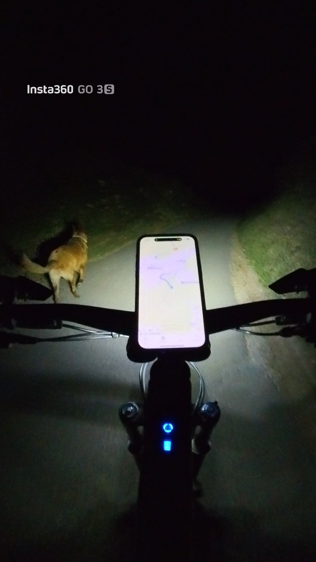 riders34barequipementmotomotardvelobikevttvttaevtclampeledlumensheraultoccitaniemontpelliersportpromo-igpsportvs1800slumenswhiteledsmartfrontlightipx7intelligent (4)