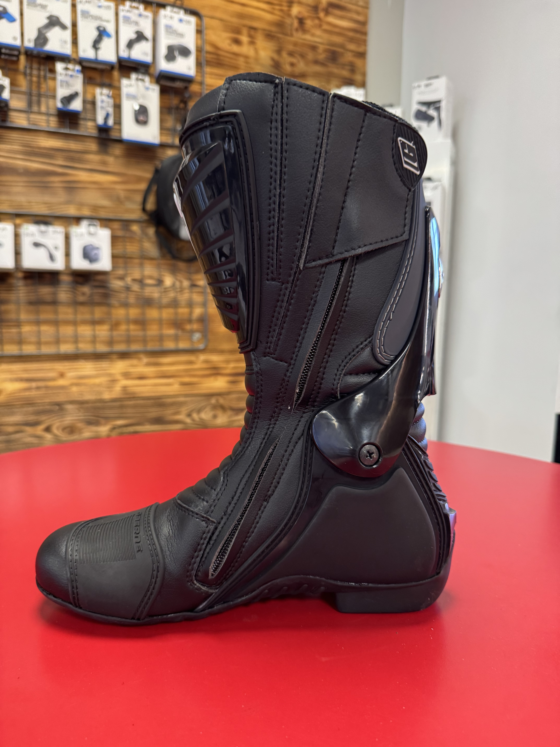 riders34shopmagasinequipementmotomotardateliermecaniquenewsitewebbarmontpellierheraultoccitaniepromo-bottesracingbootsgaernegrwnoirblackcuirpistepistard2