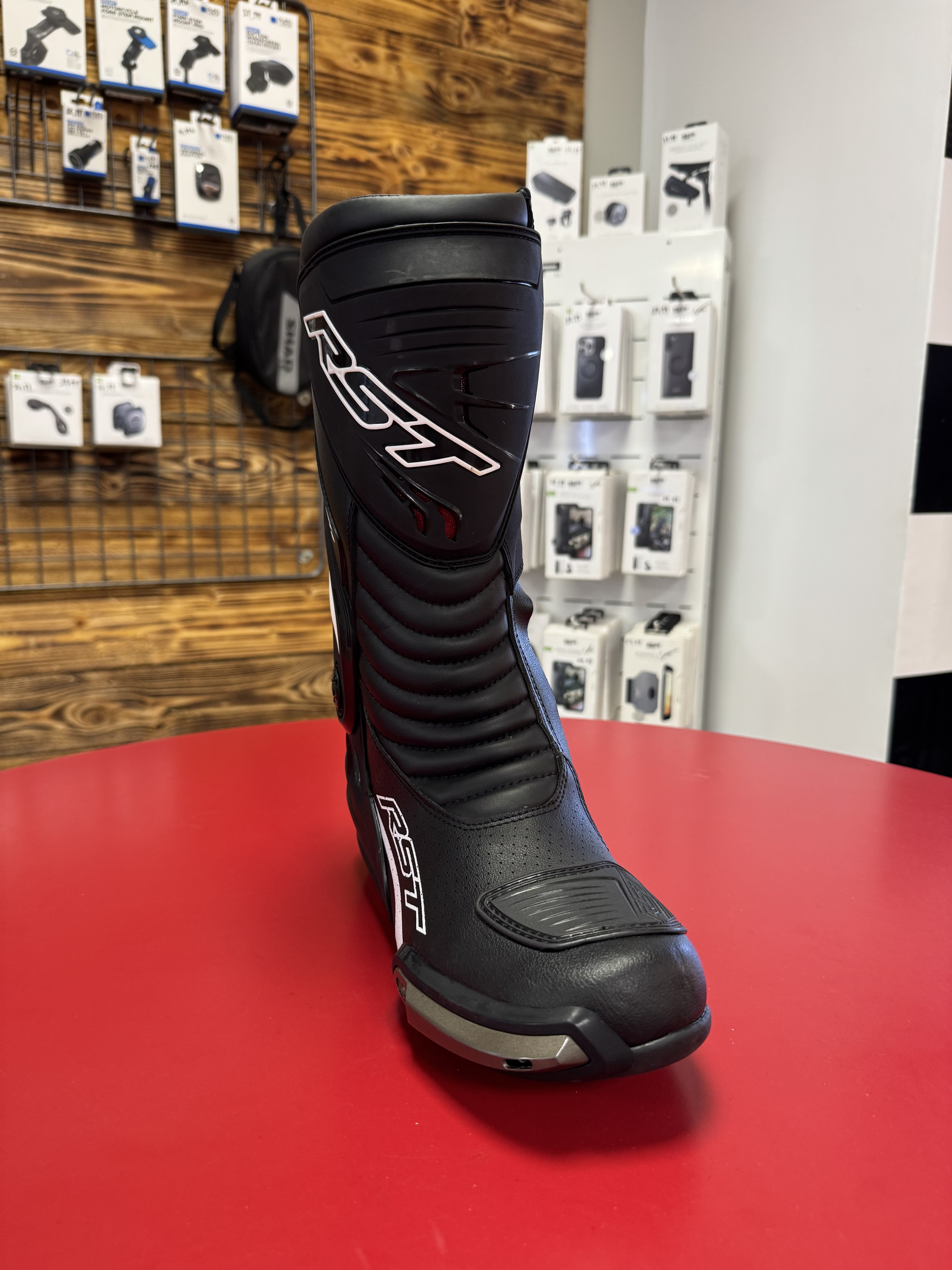 riders34shopmagasinequipementmotomotardateliermecaniquenewsitewebbarmontpellierheraultoccitaniepromo-bottesracingbootsrsttractechevo3sportnoirblackblancwhite1