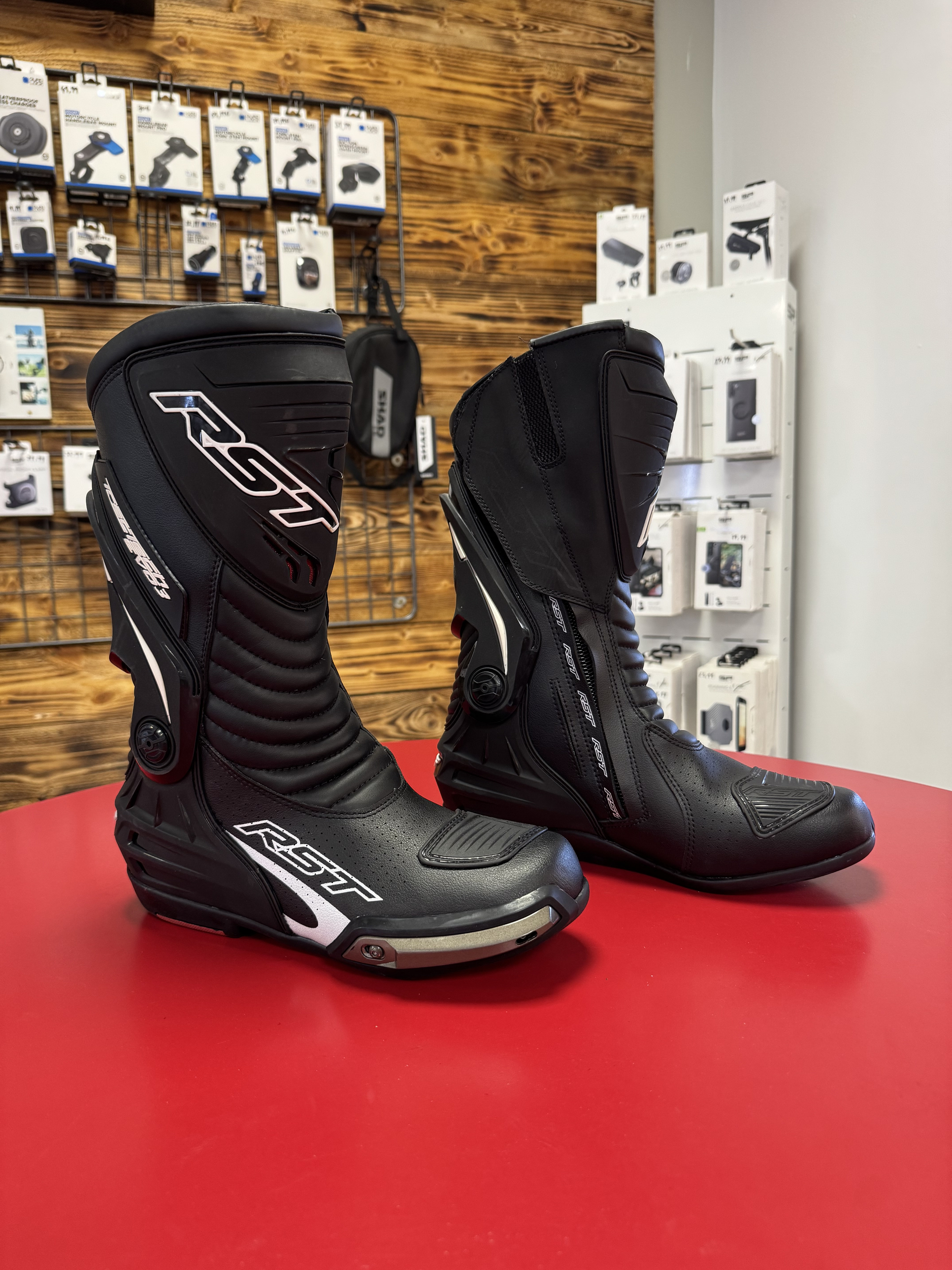 riders34shopmagasinequipementmotomotardateliermecaniquenewsitewebbarmontpellierheraultoccitaniepromo-bottesracingbootsrsttractechevo3sportnoirblackblancwhite4