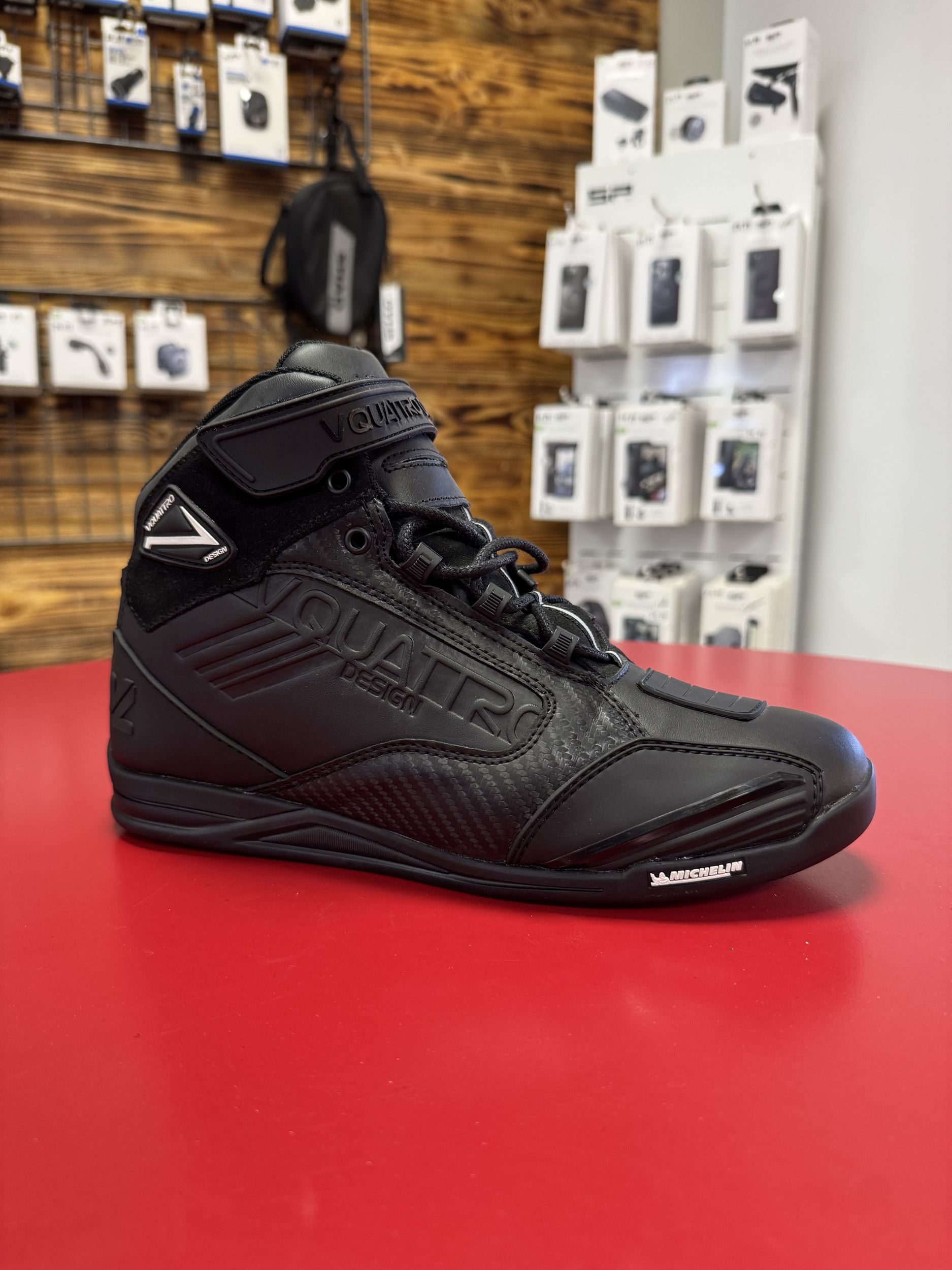 riders34ateliermecaniqueshopmagasinheraultoccitanieequipementmotomotardchaussureshoesprotectionselecteurmalleolenoirblackvquattrodesignracingsbk20promo1