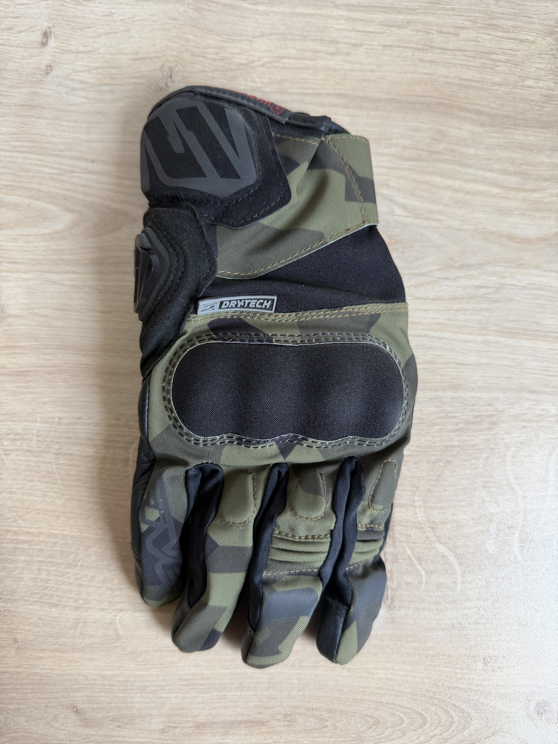 riders34shopmagasinequipemententretienrevisionmotomotardbarmontpellierheraultgantsgloveswinterhiverpromo-fiveboxerwpstreetcamoarmykakimilitaireblacknoirmisaison3