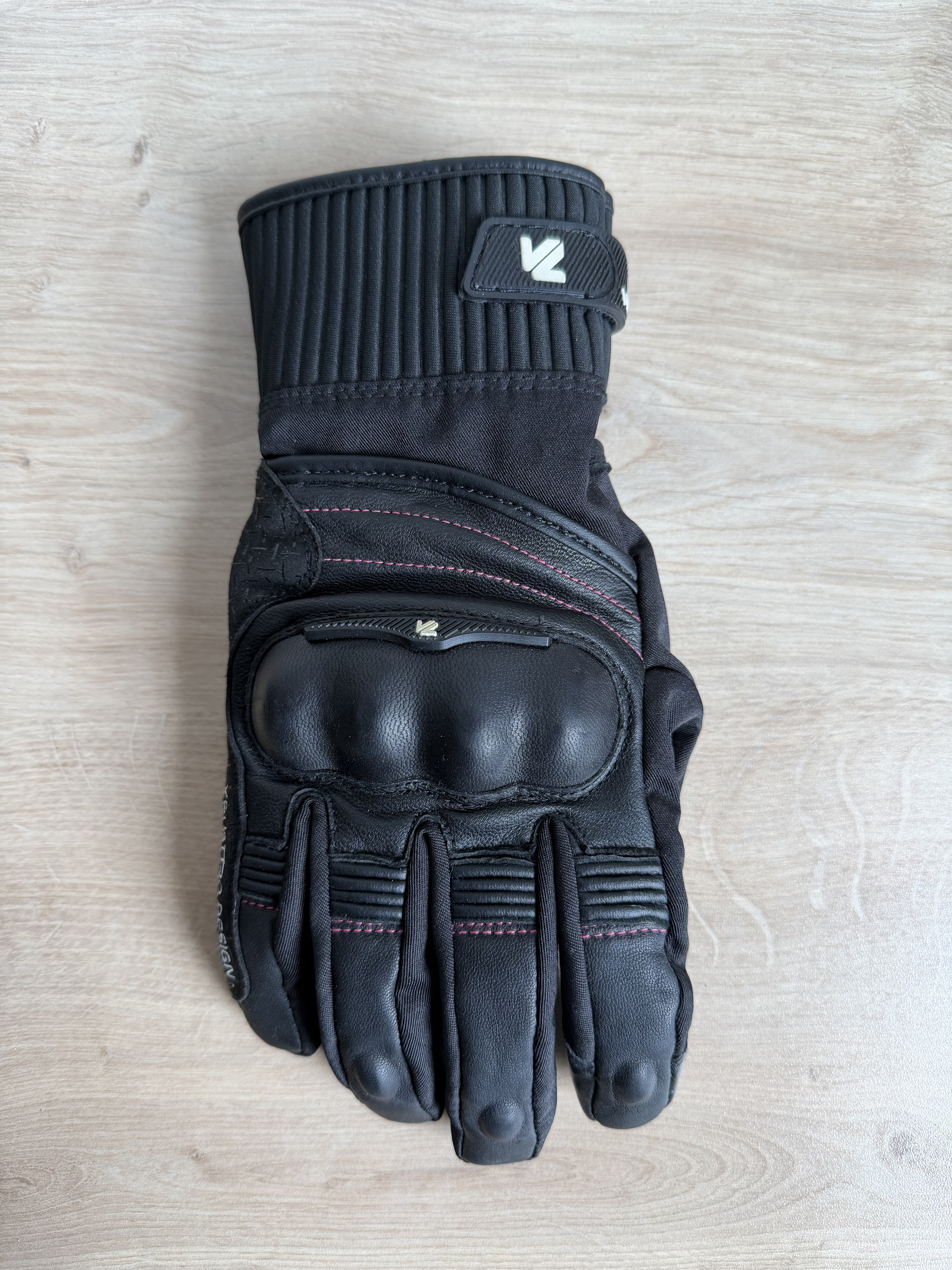 riders34shopmagasinequipementmotomotardeateliermecaniquereparationrevisionmotobarmontpellierdartheraultpromo-ganthivervquattrofemmeladysofiarosenoirprotectionphalangetactile3
