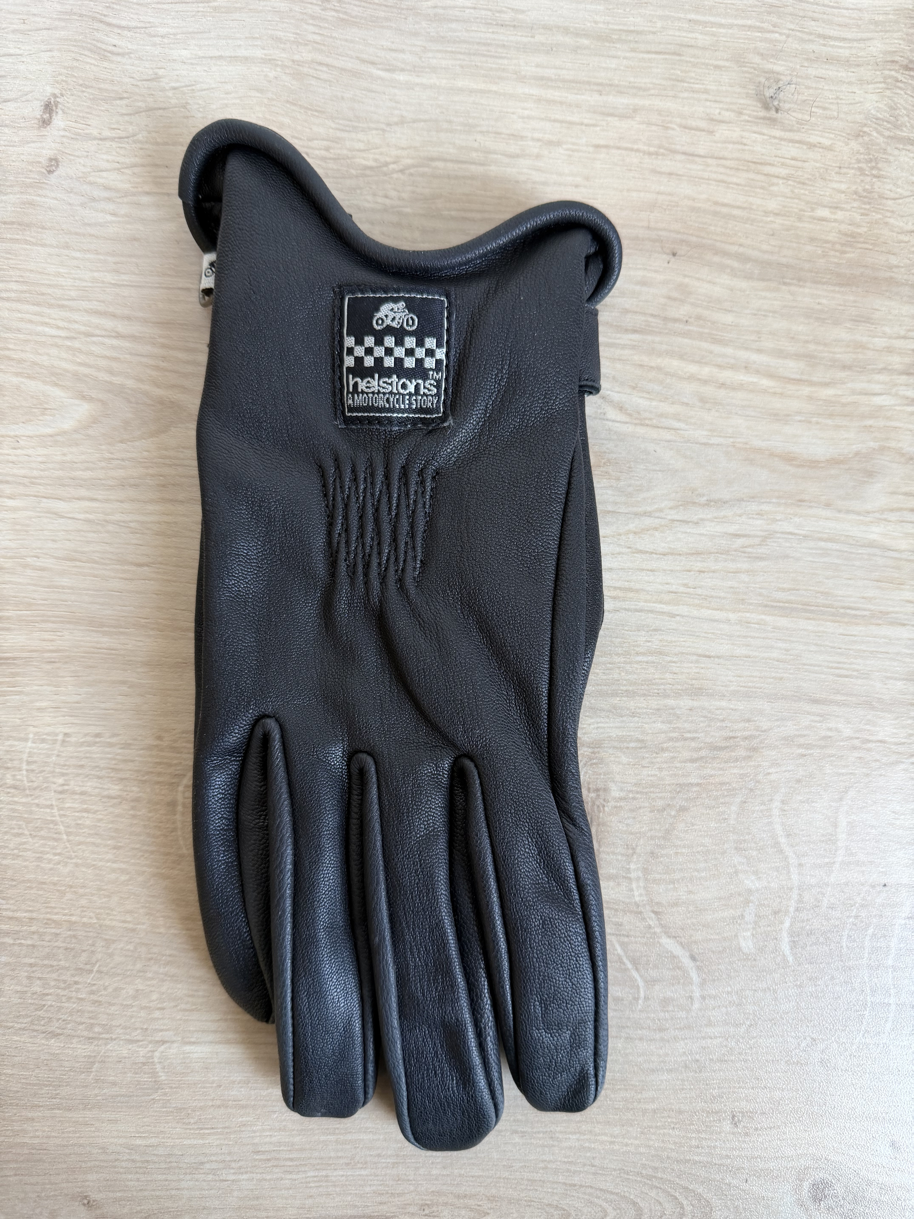riders34shopmagasinequipementmotomotardateliermecaniqueentretienrevisionreparationmotobarmontpellierheraultsoldepromo-ganthelstonscondorcustombikerharleycuirtactile3